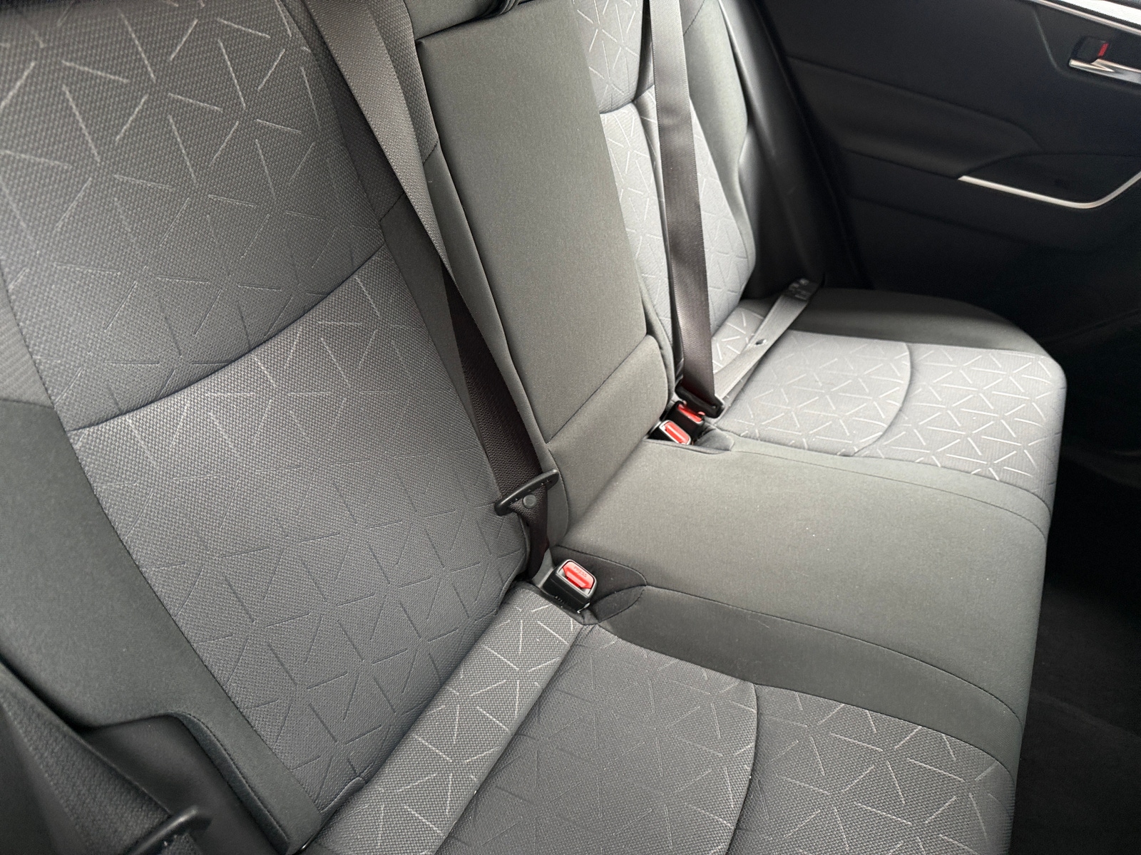 Thumbnail: 2019 Toyota RAV4 - 6