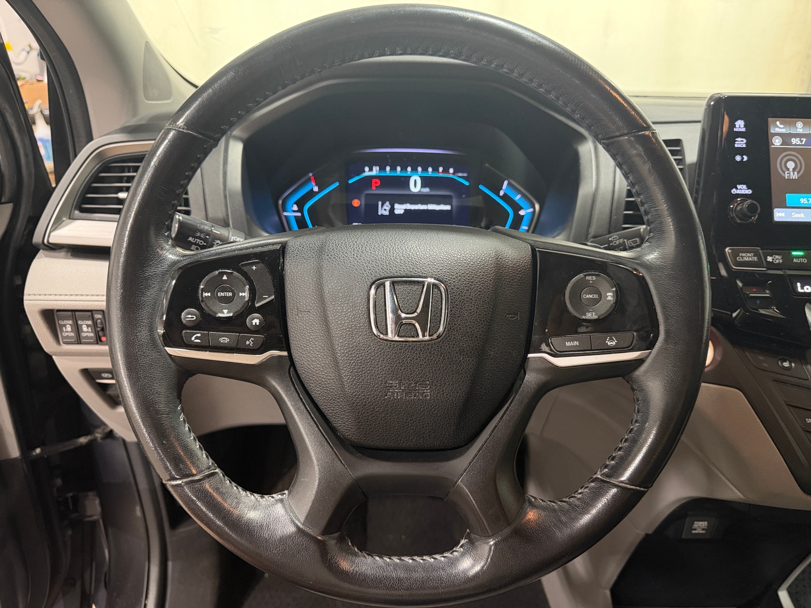 Thumbnail: 2019 Honda Odyssey - 4