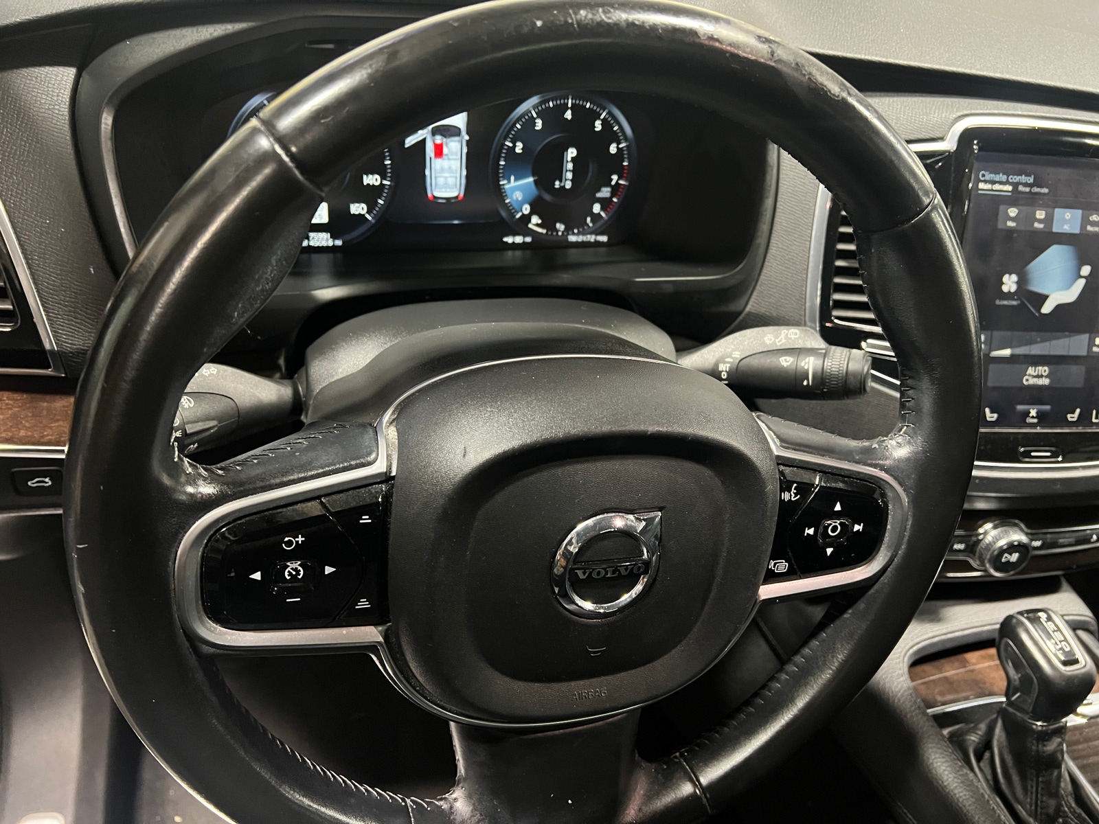 Thumbnail: 2017 Volvo XC90 - 4