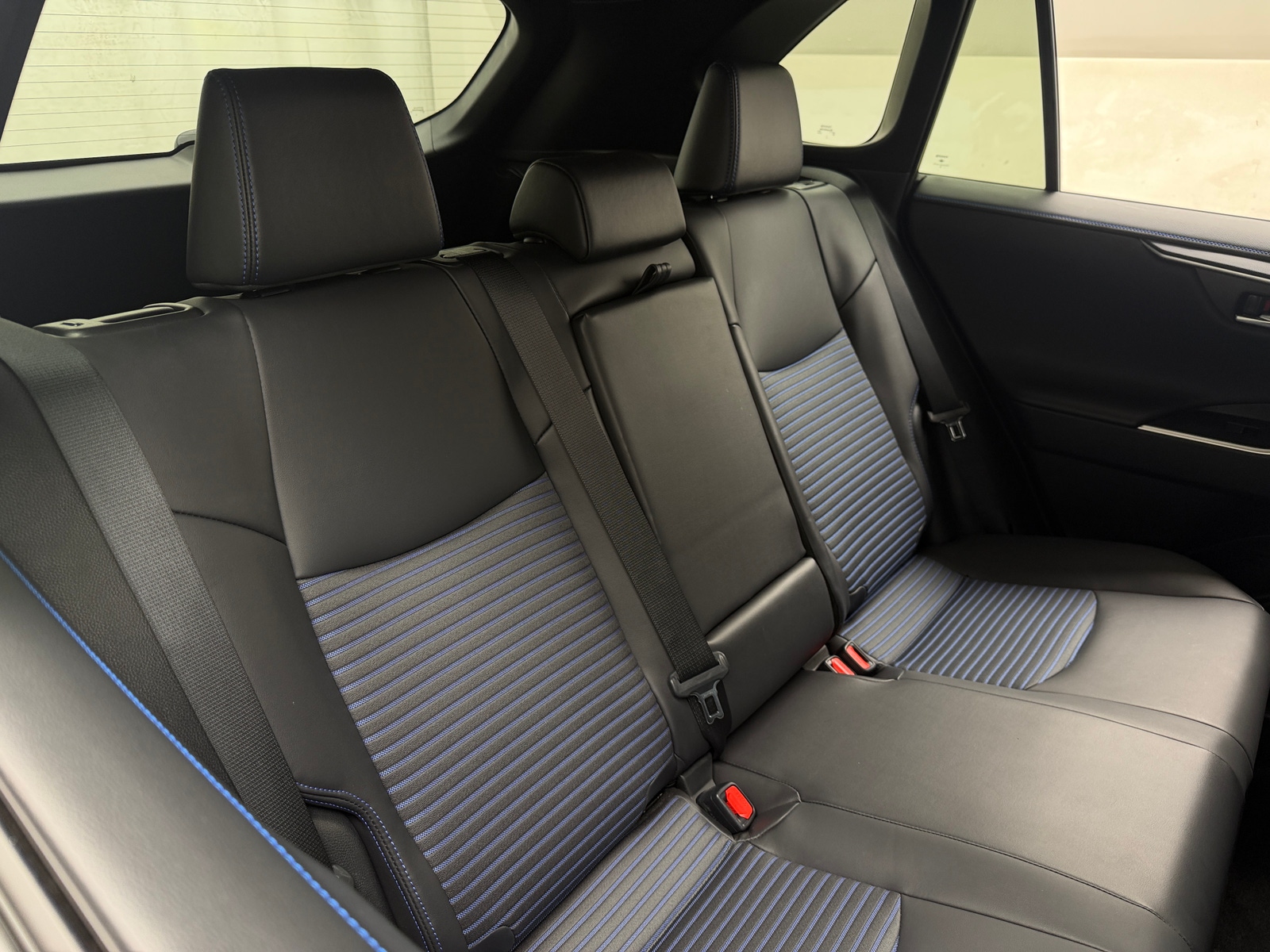 Thumbnail: 2024 Toyota RAV4 - 6