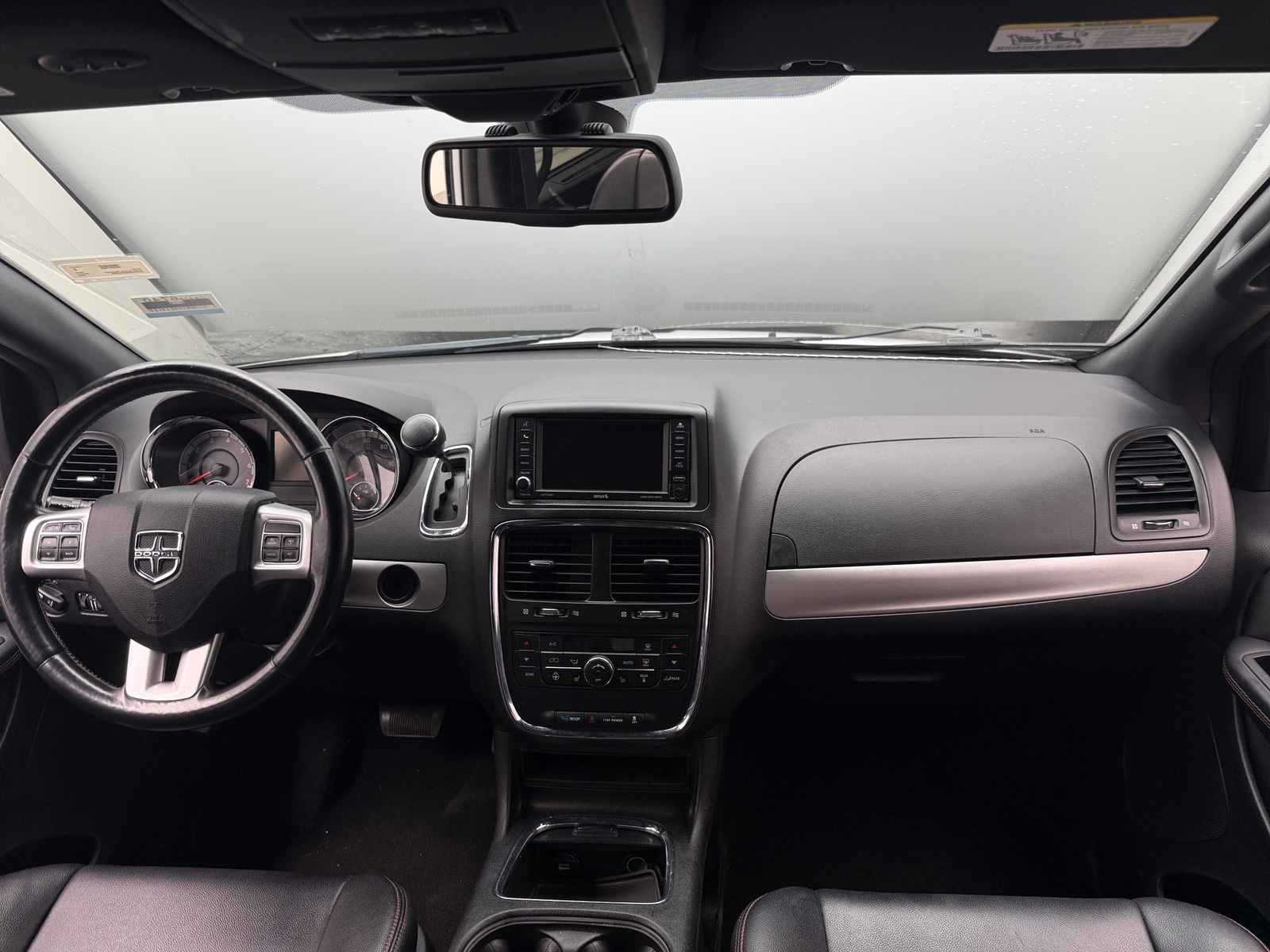 Thumbnail: 2018 Dodge Grand Caravan - 2