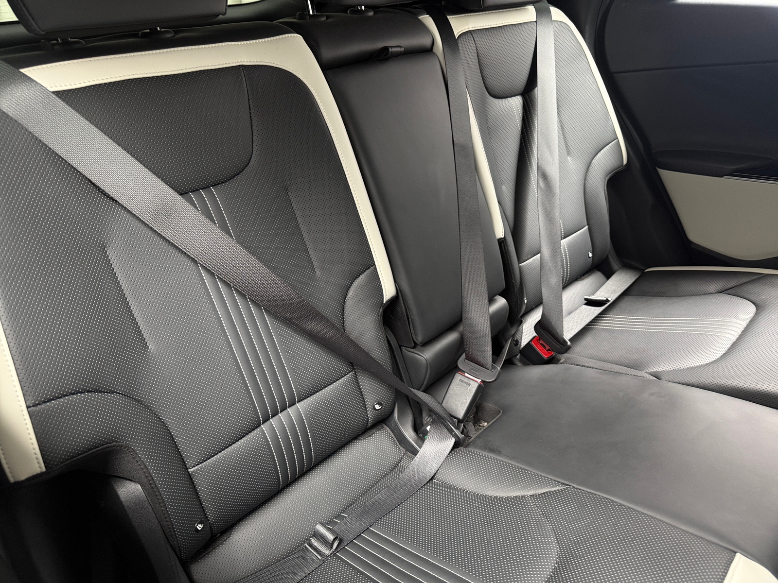 Thumbnail: 2024 Kia EV6 - 5