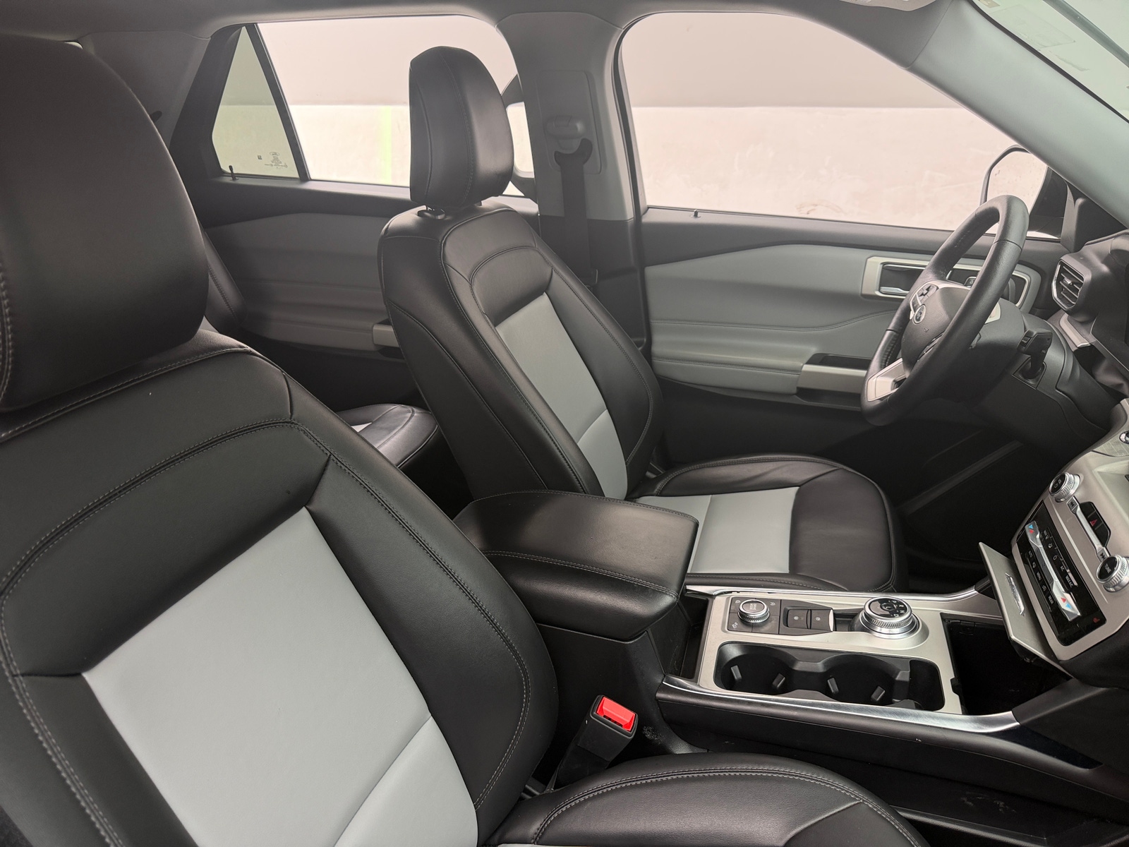 Thumbnail: 2024 Ford Explorer - 2
