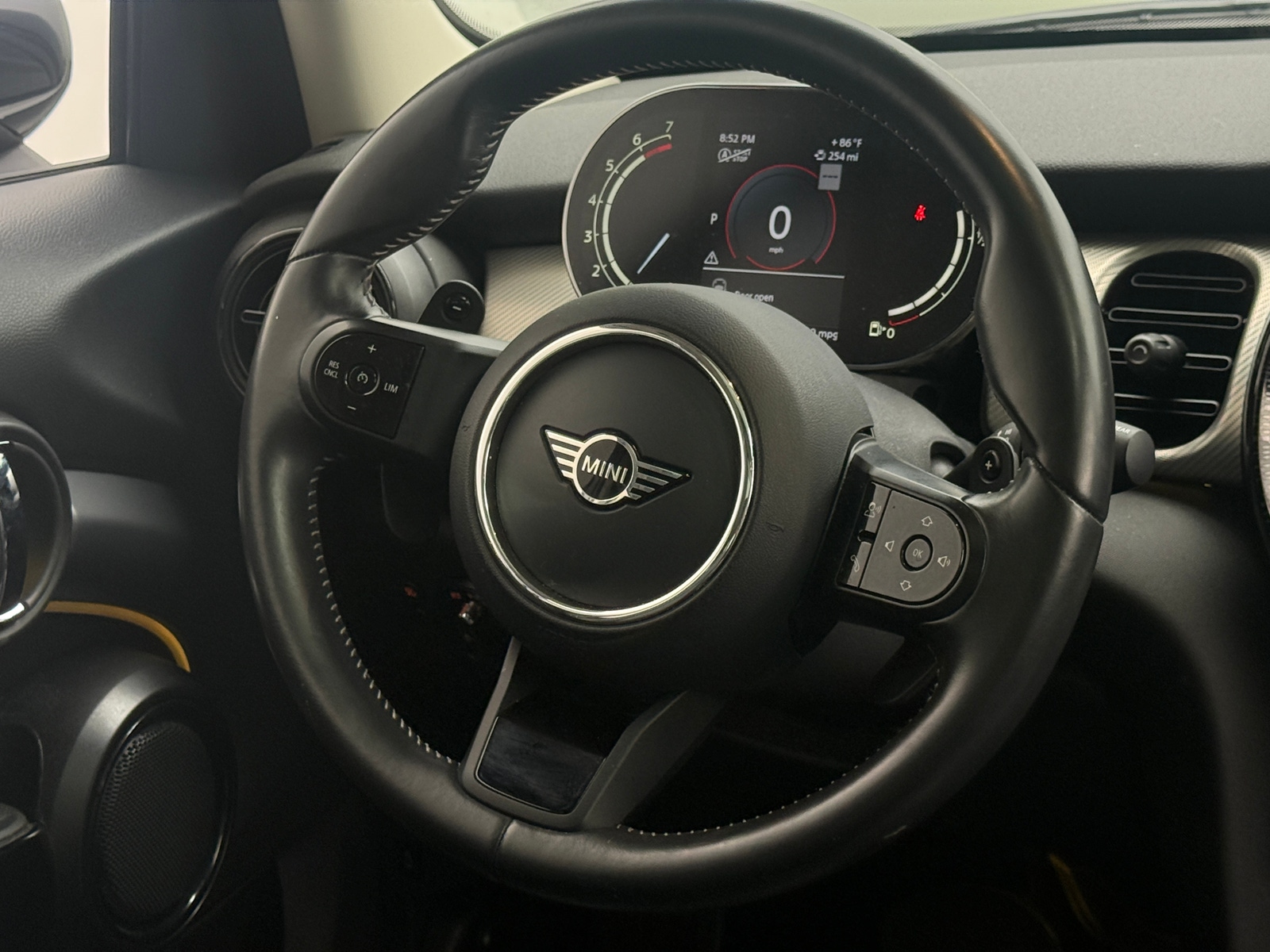 Thumbnail: 2024 MINI Cooper Hardtop - 4