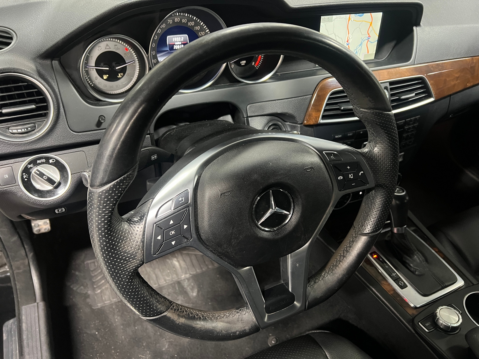 Thumbnail: 2013 Mercedes-Benz C-Class - 4