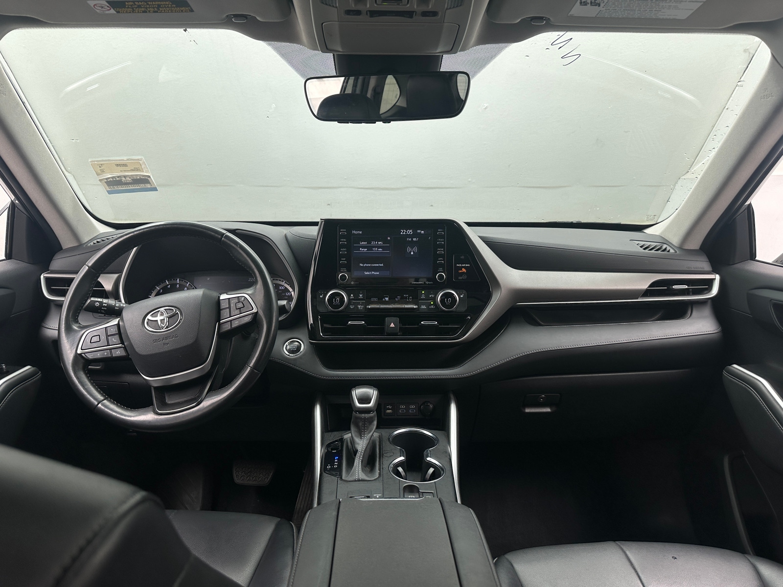 Thumbnail: 2022 Toyota Highlander - 2