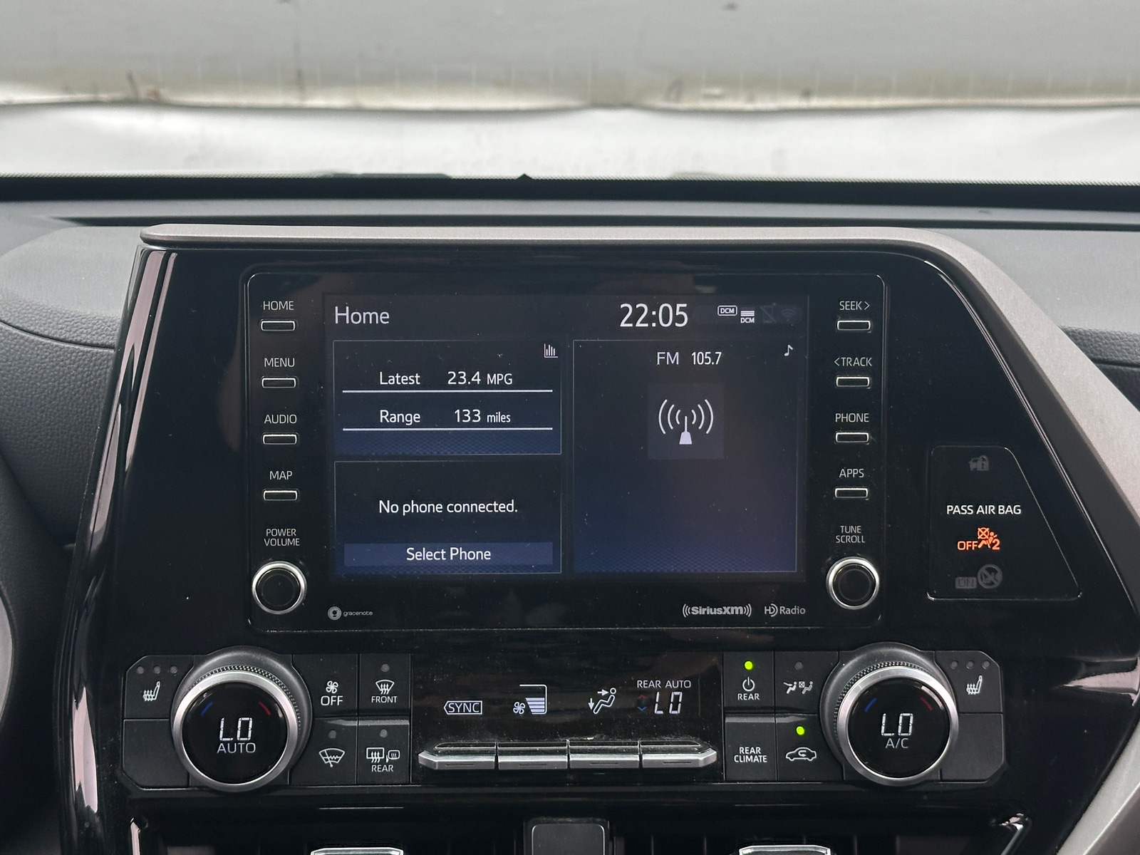 Thumbnail: 2022 Toyota Highlander - 3