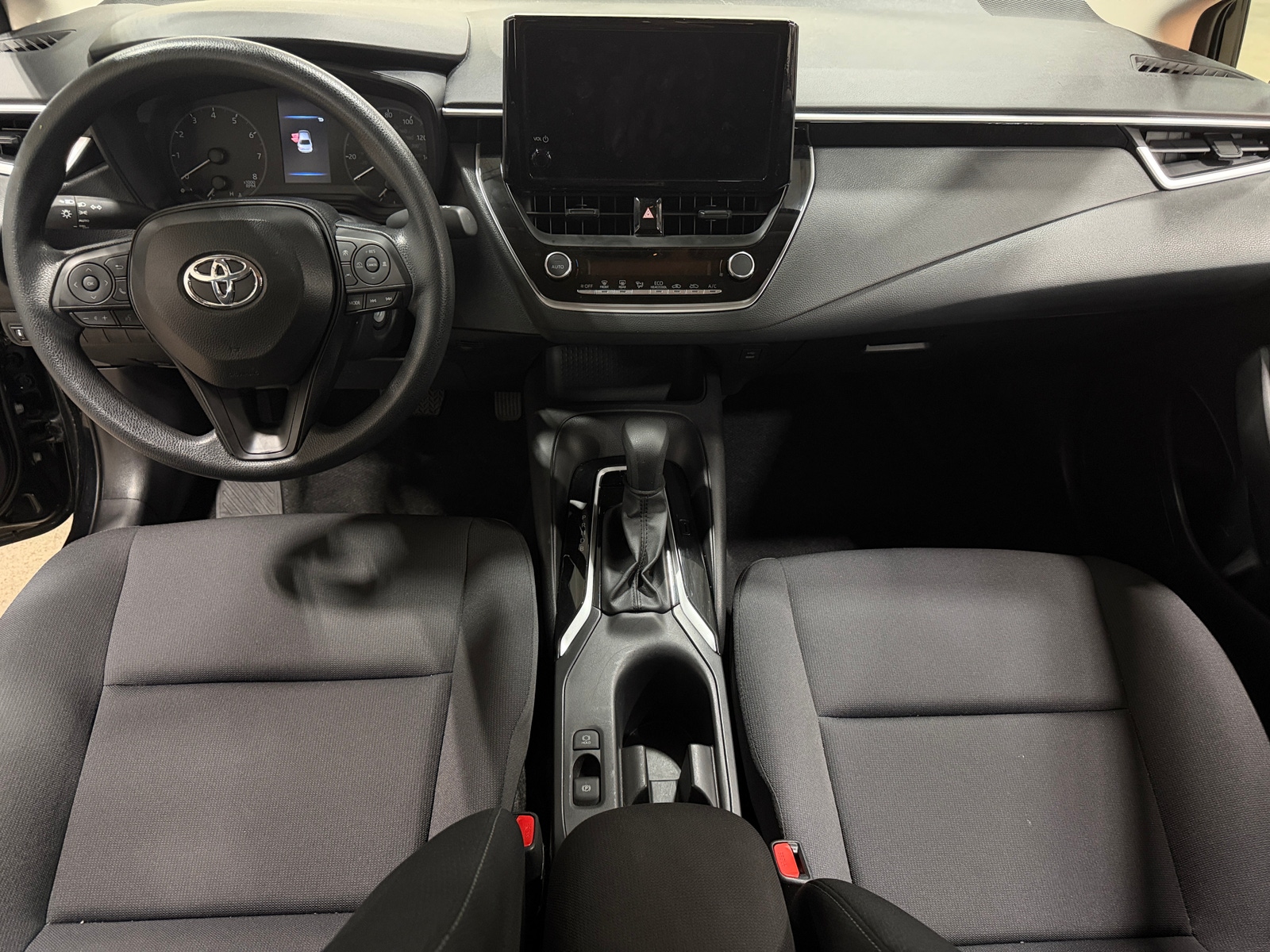 Thumbnail: 2025 Toyota Corolla - 3