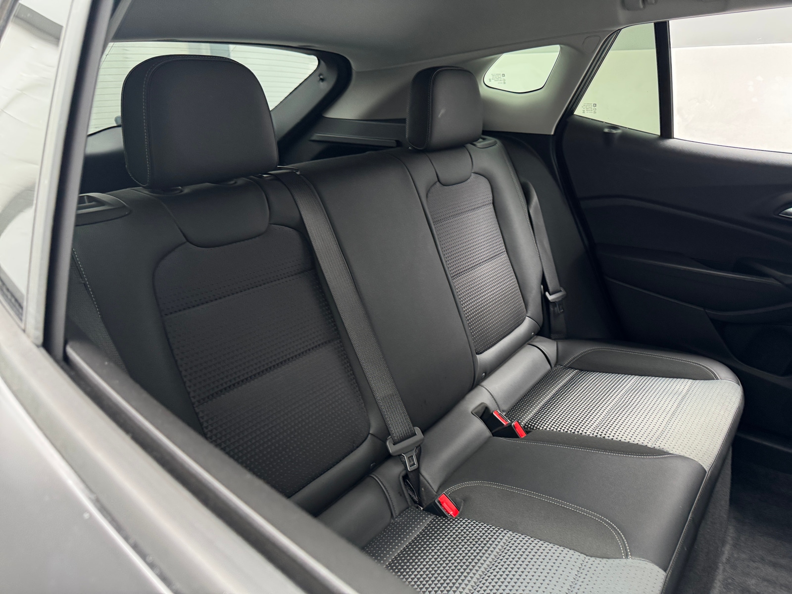 Thumbnail: 2025 Chevrolet Trax - 6
