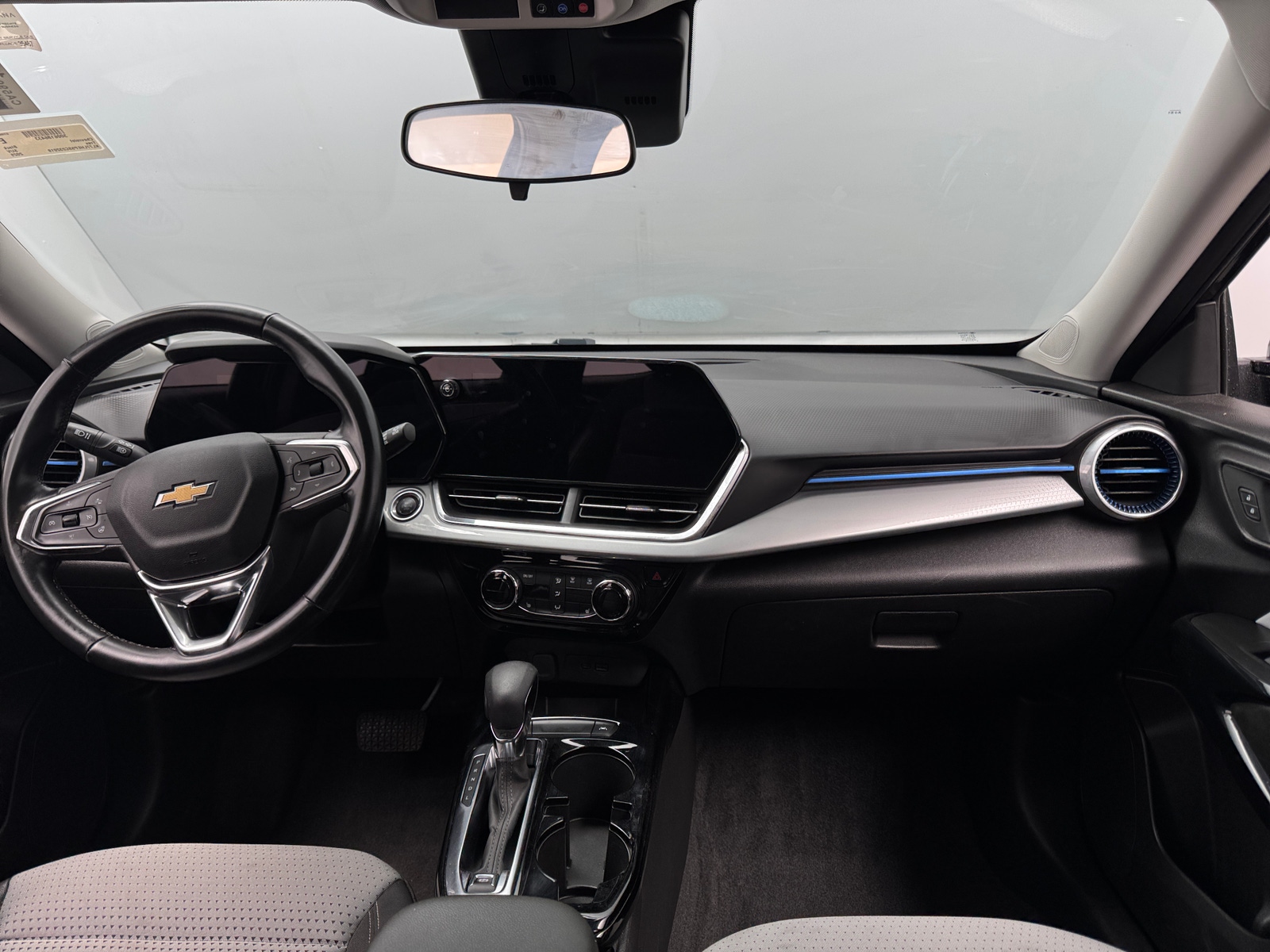 Thumbnail: 2025 Chevrolet Trax - 3
