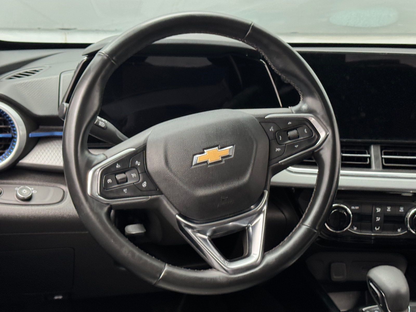 Thumbnail: 2025 Chevrolet Trax - 5