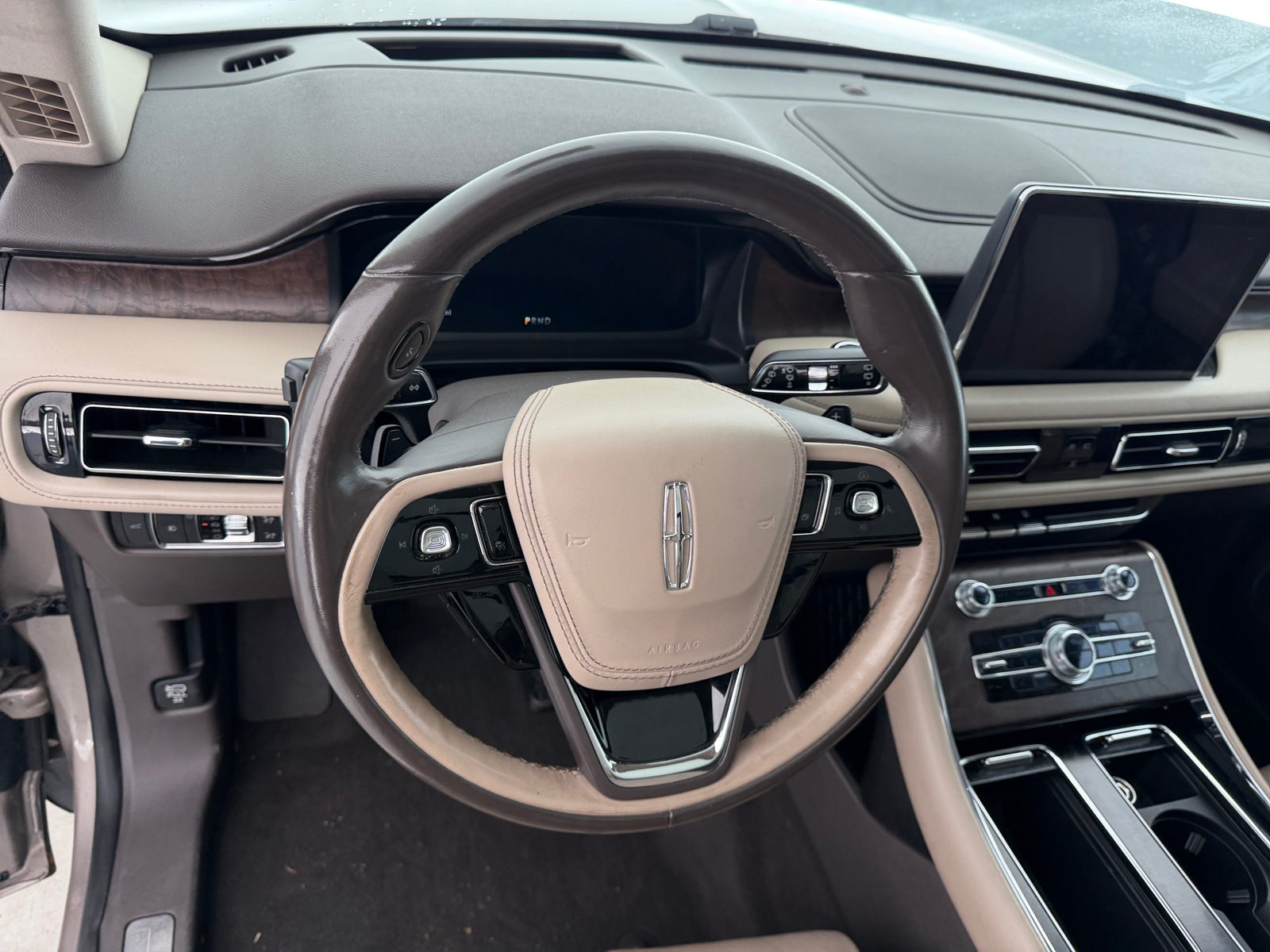 Thumbnail: 2020 Lincoln Aviator - 4