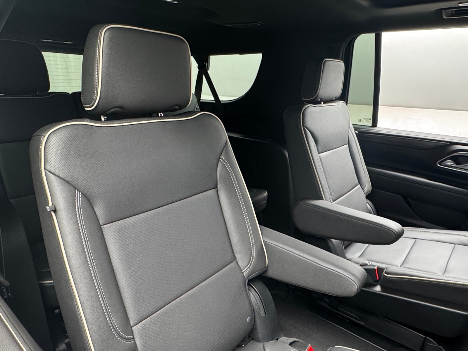 Thumbnail: 2023 GMC Yukon XL - 5