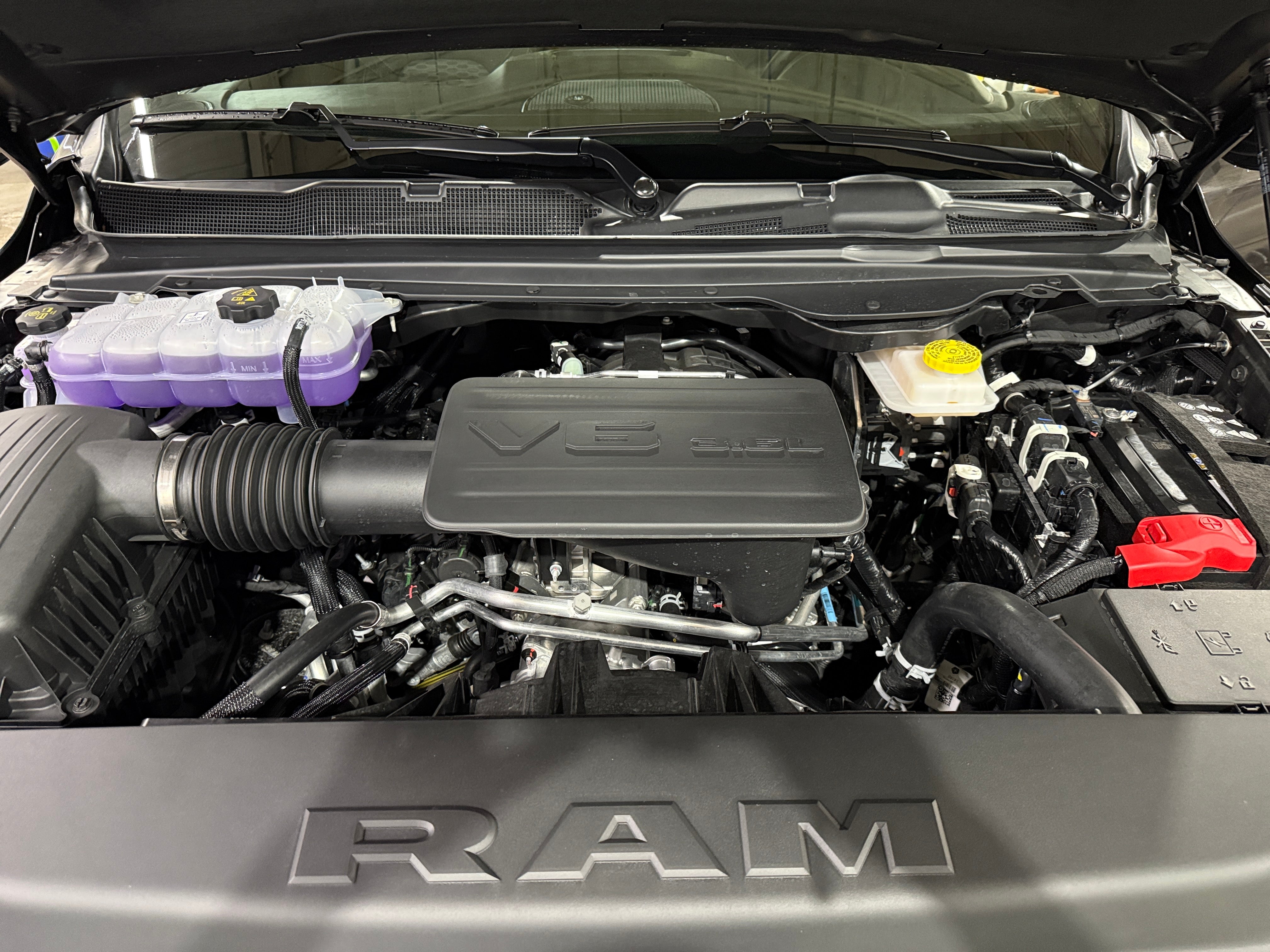 2026 RAM 1500 Pickup Express