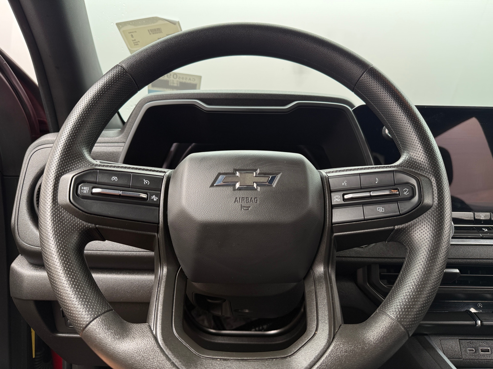 Thumbnail: 2024 Chevrolet Colorado - 5