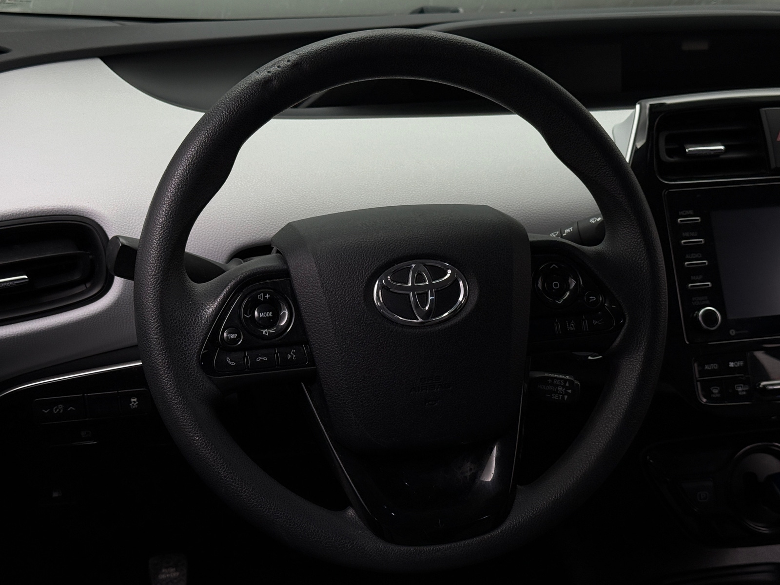 Thumbnail: 2021 Toyota Prius - 5