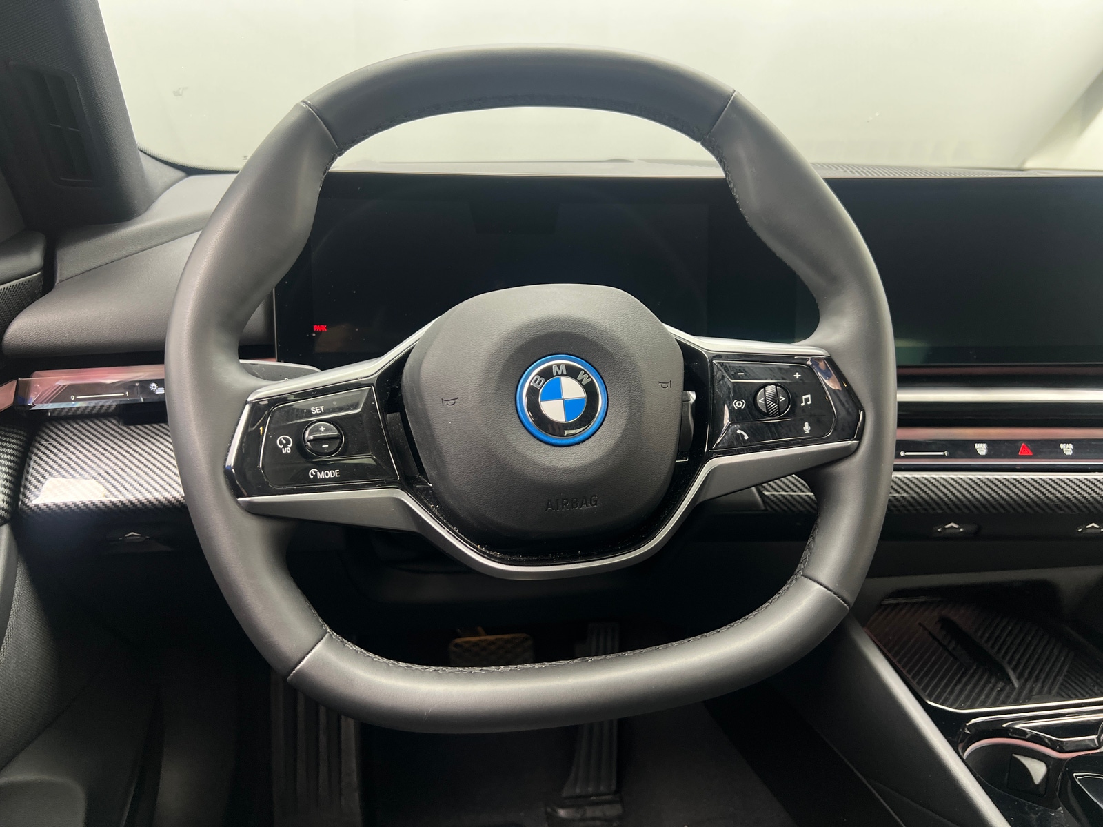 Thumbnail: 2024 BMW i5 - 4