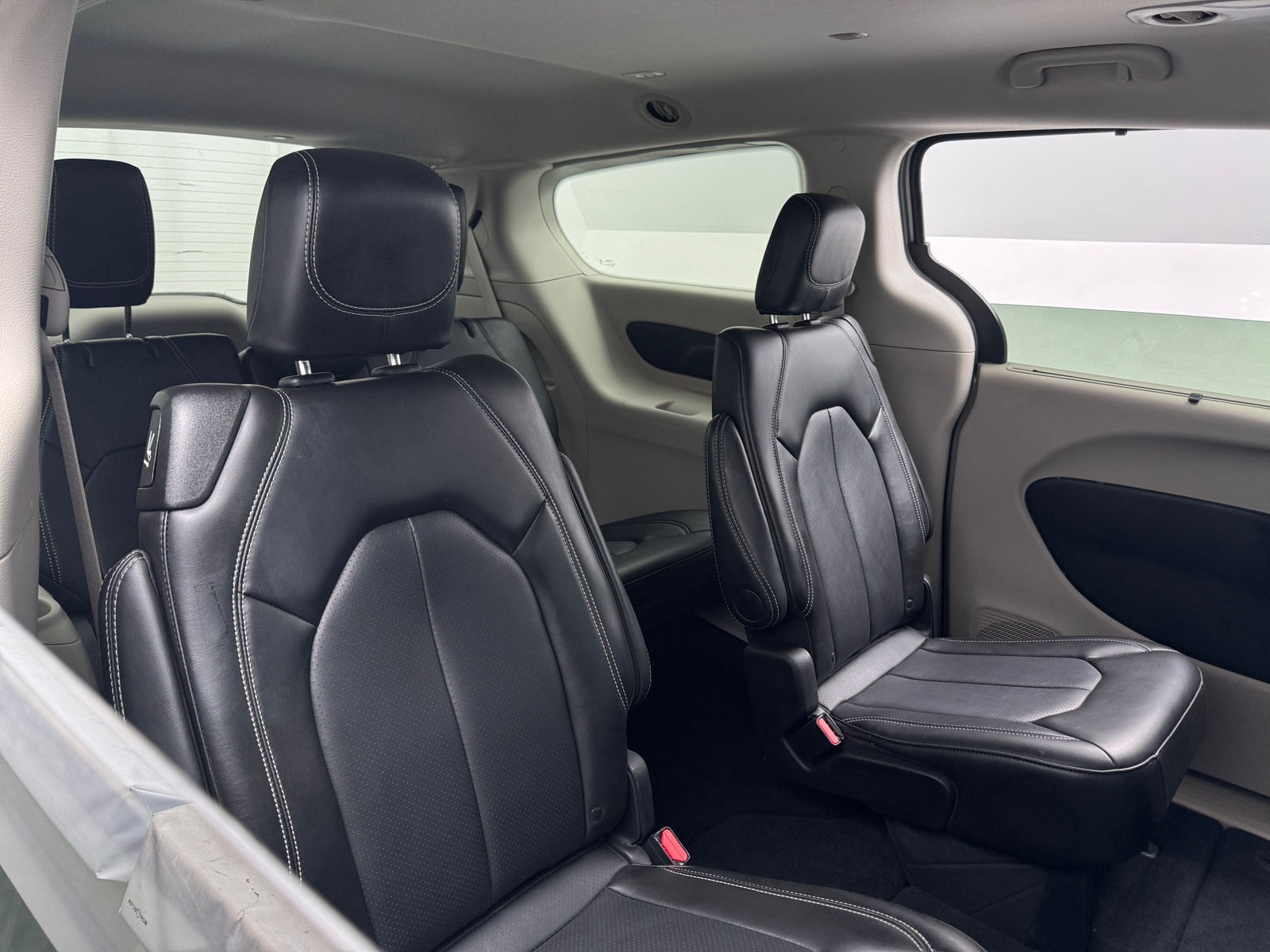 Thumbnail: 2024 Chrysler Pacifica - 5