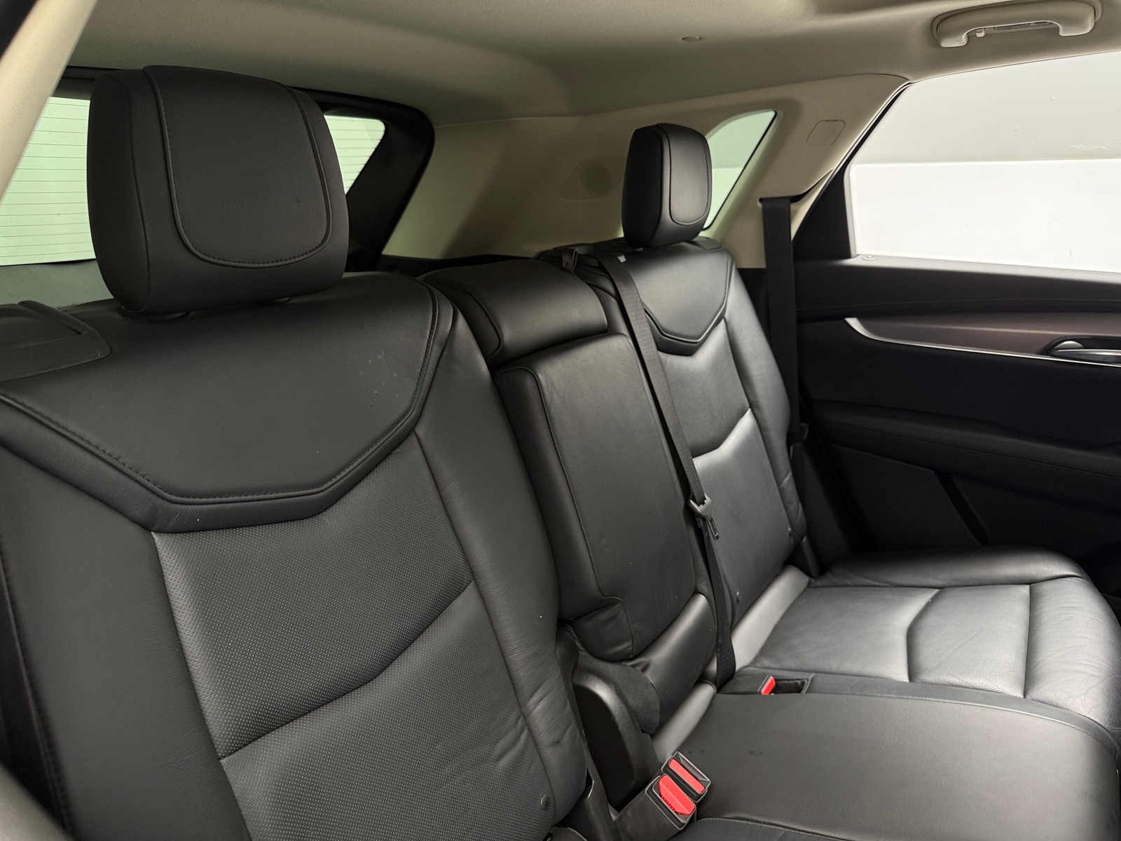 Thumbnail: 2017 Cadillac XT5 - 5