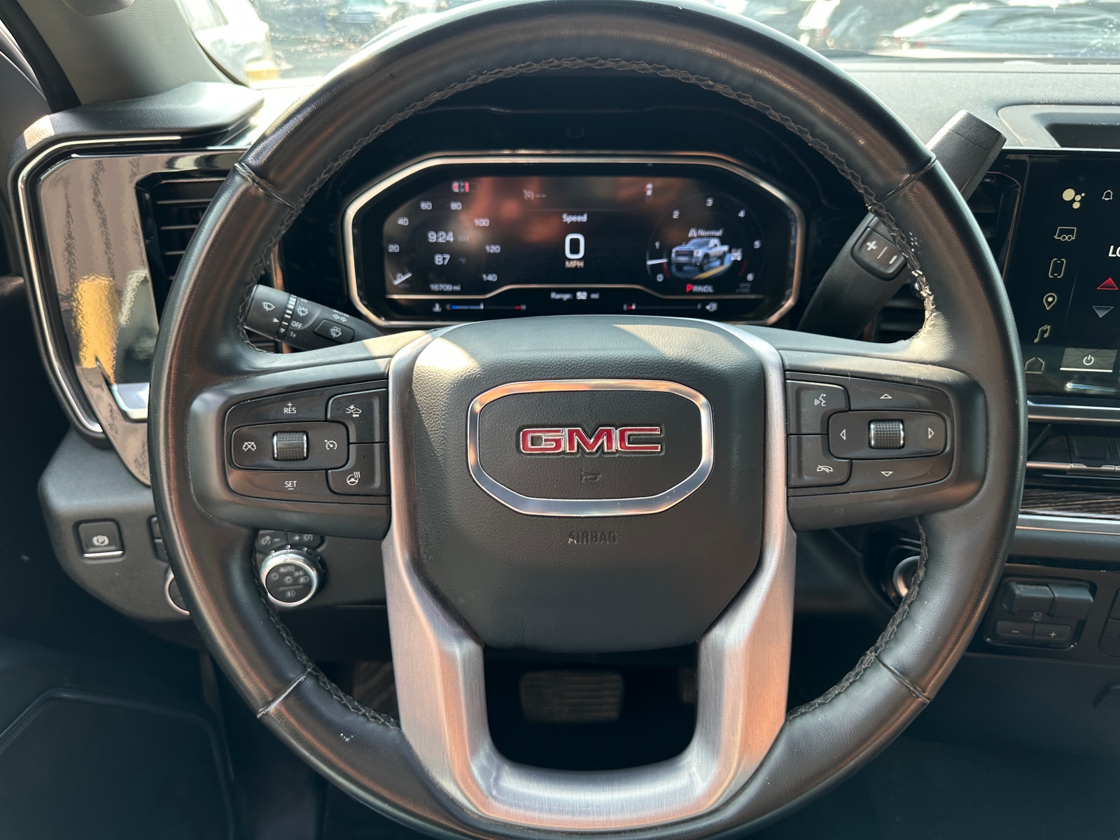 Thumbnail: 2024 GMC Sierra 2500 - 5