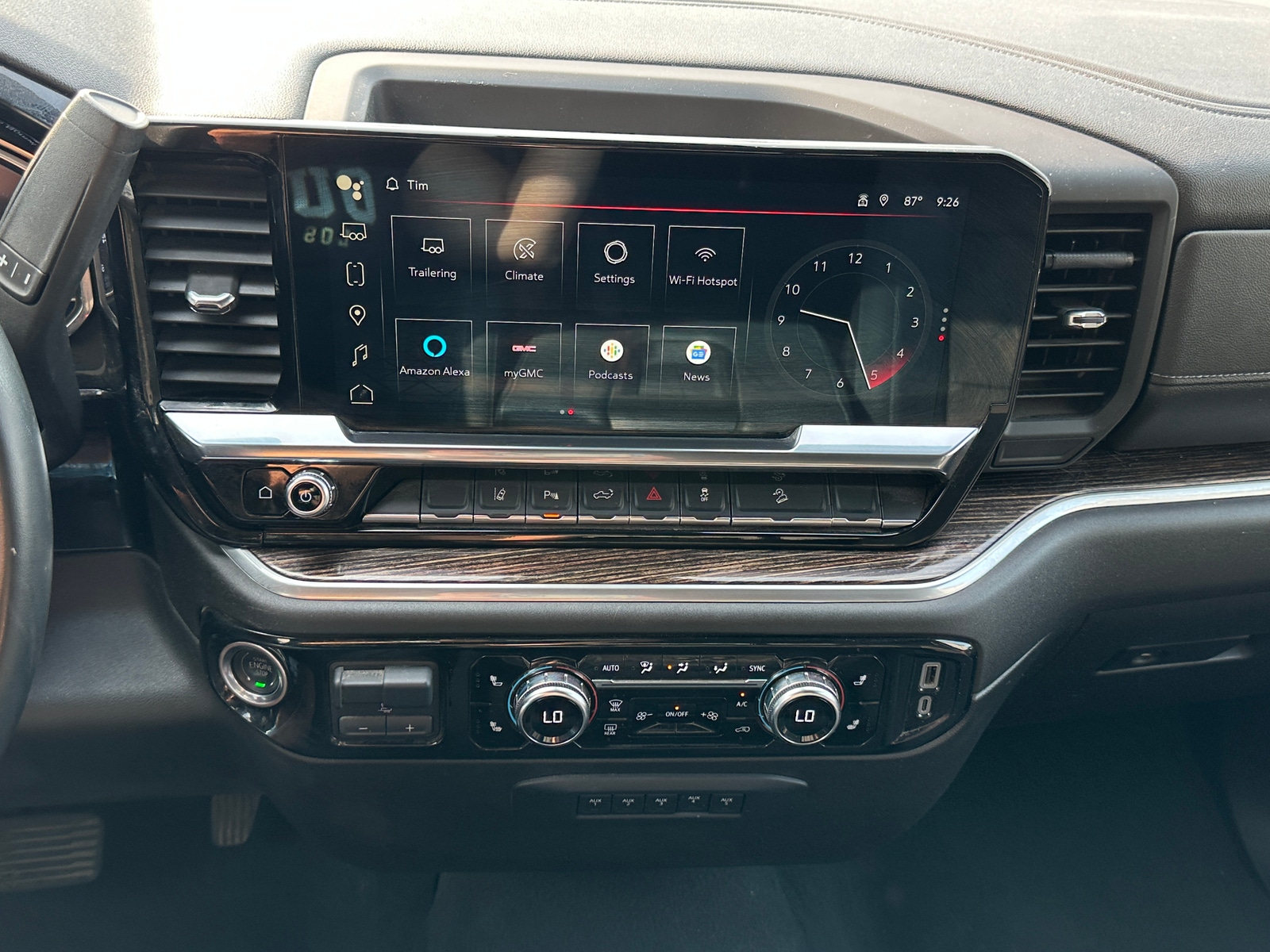 Thumbnail: 2024 GMC Sierra 2500 - 4