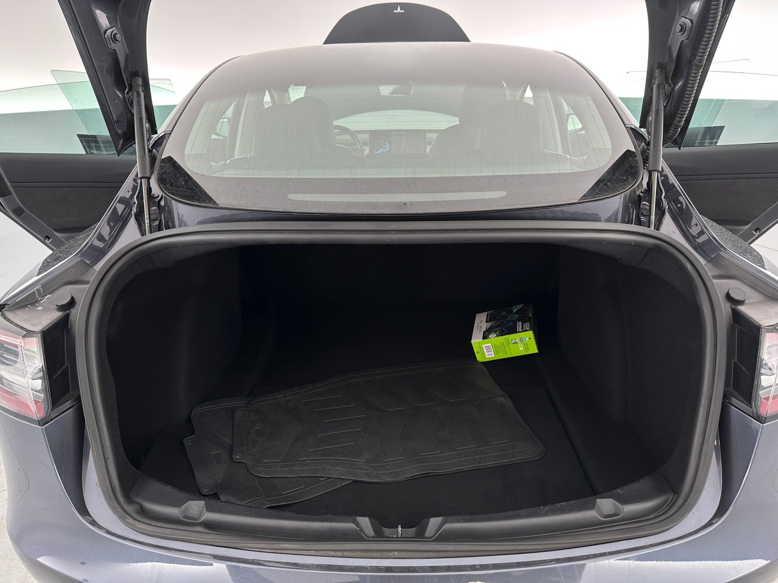 Thumbnail: 2020 Tesla Model 3 - 6