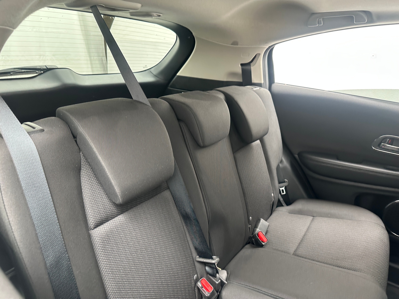 Thumbnail: 2017 Honda HR-V - 6