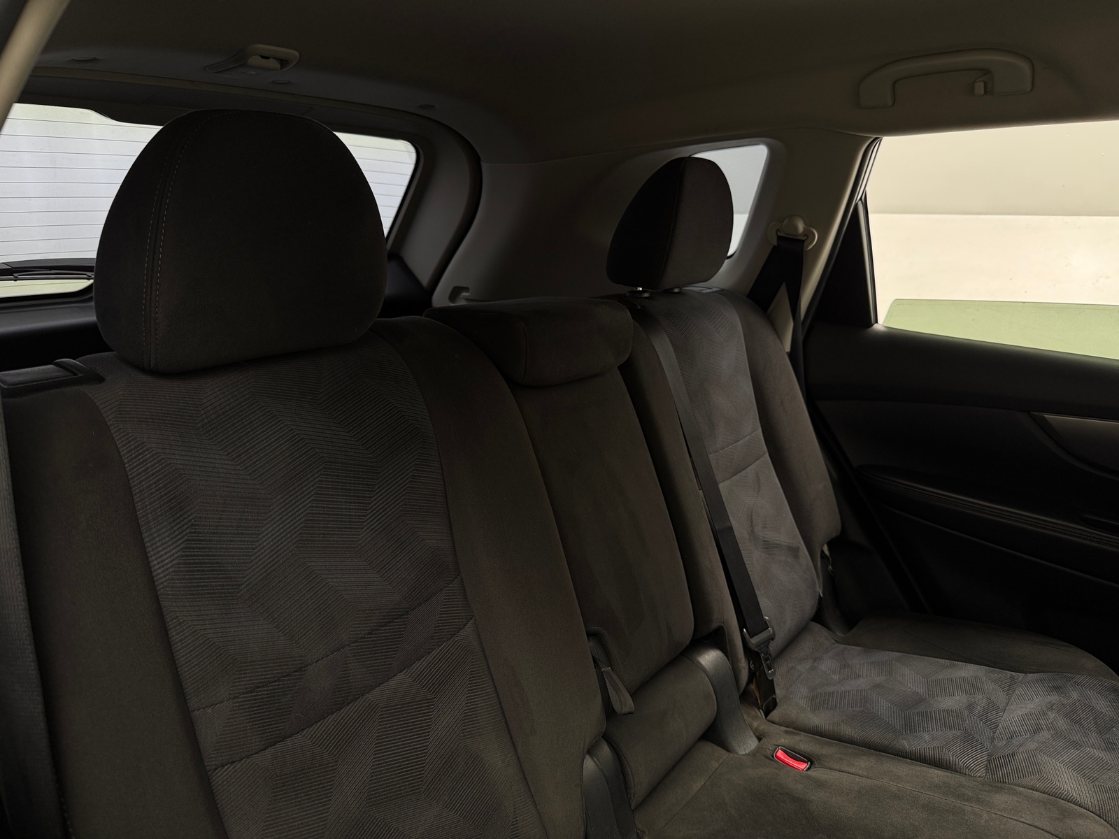 Thumbnail: 2015 Nissan Rogue - 6