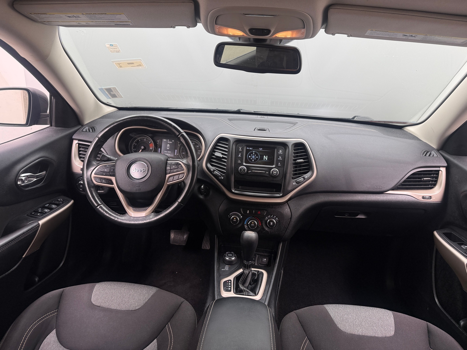Thumbnail: 2018 Jeep Cherokee - 3