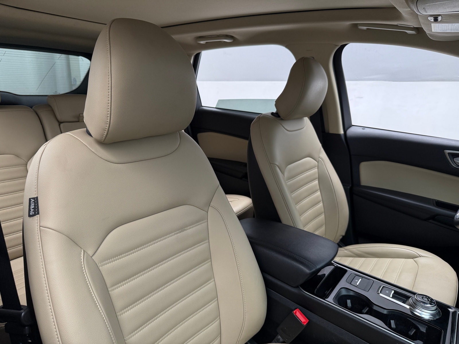 Thumbnail: 2019 Ford Edge - 2