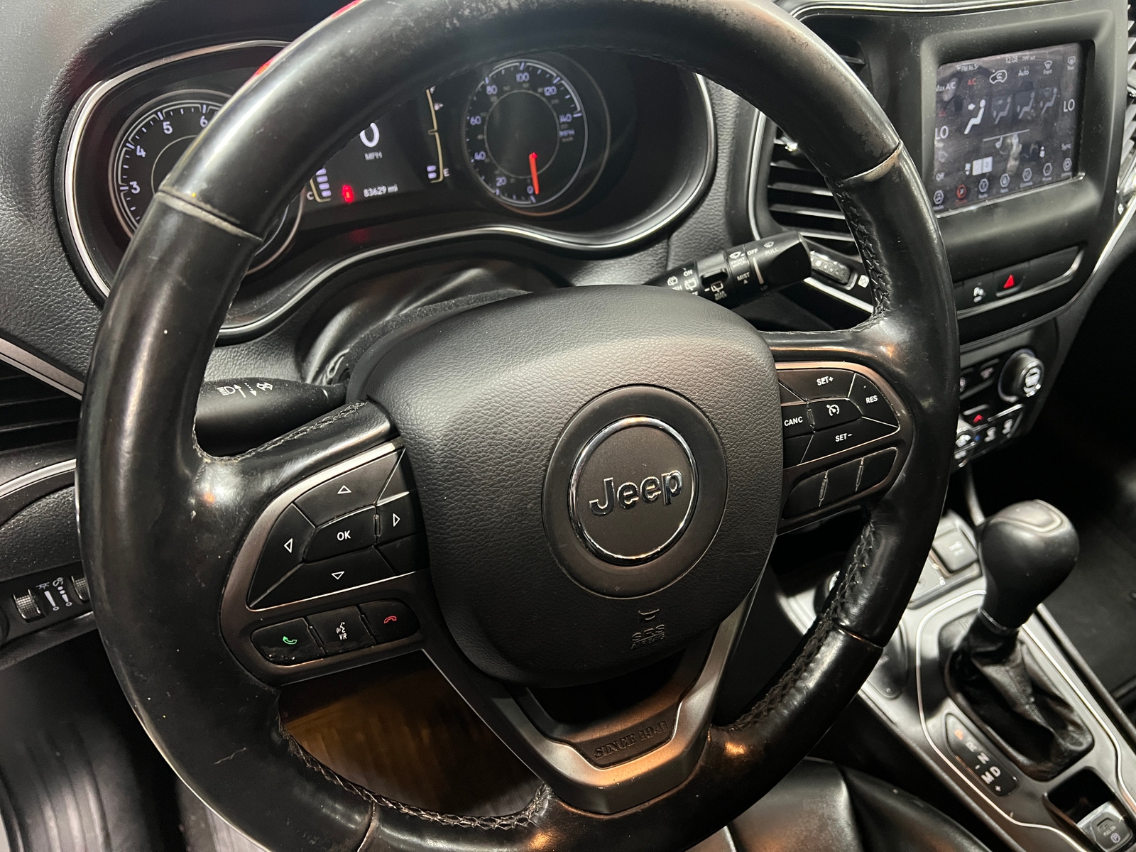 Thumbnail: 2020 Jeep Cherokee - 5