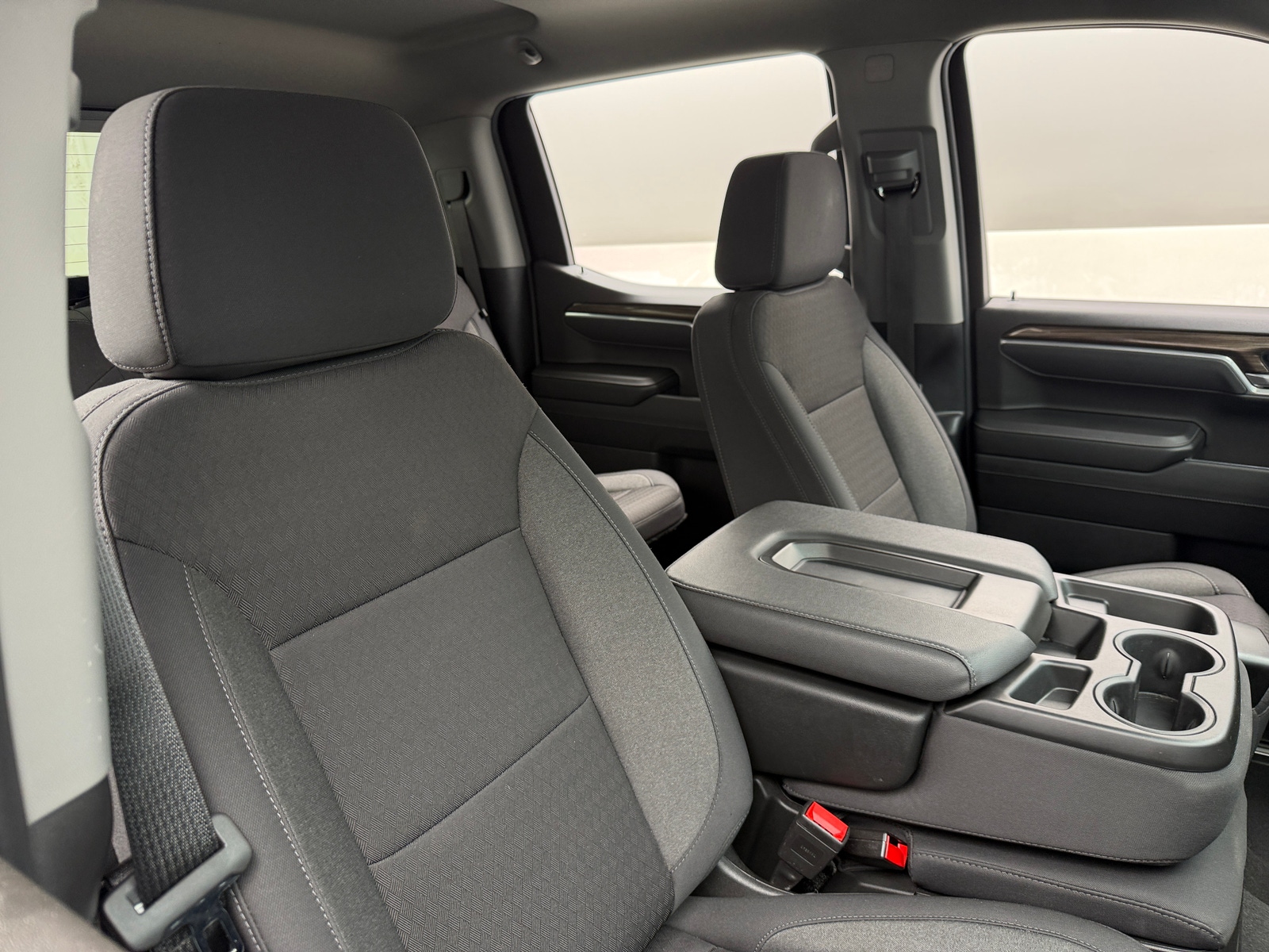 Thumbnail: 2025 Chevrolet Silverado 1500 - 2