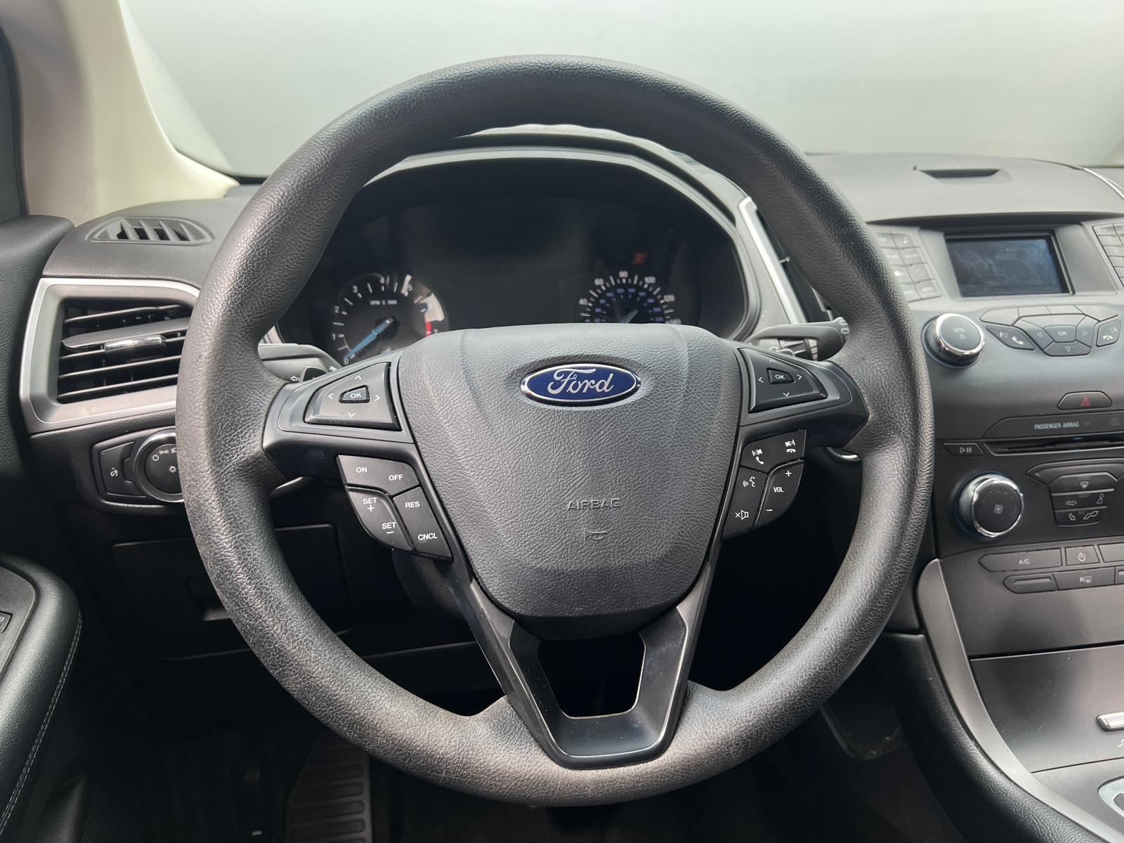Thumbnail: 2017 Ford Edge - 5