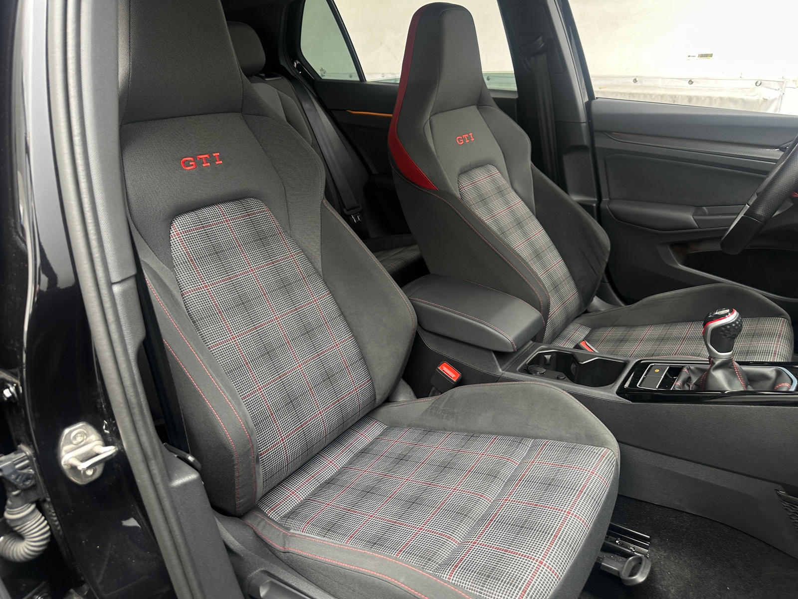 Thumbnail: 2024 Volkswagen Golf - 2