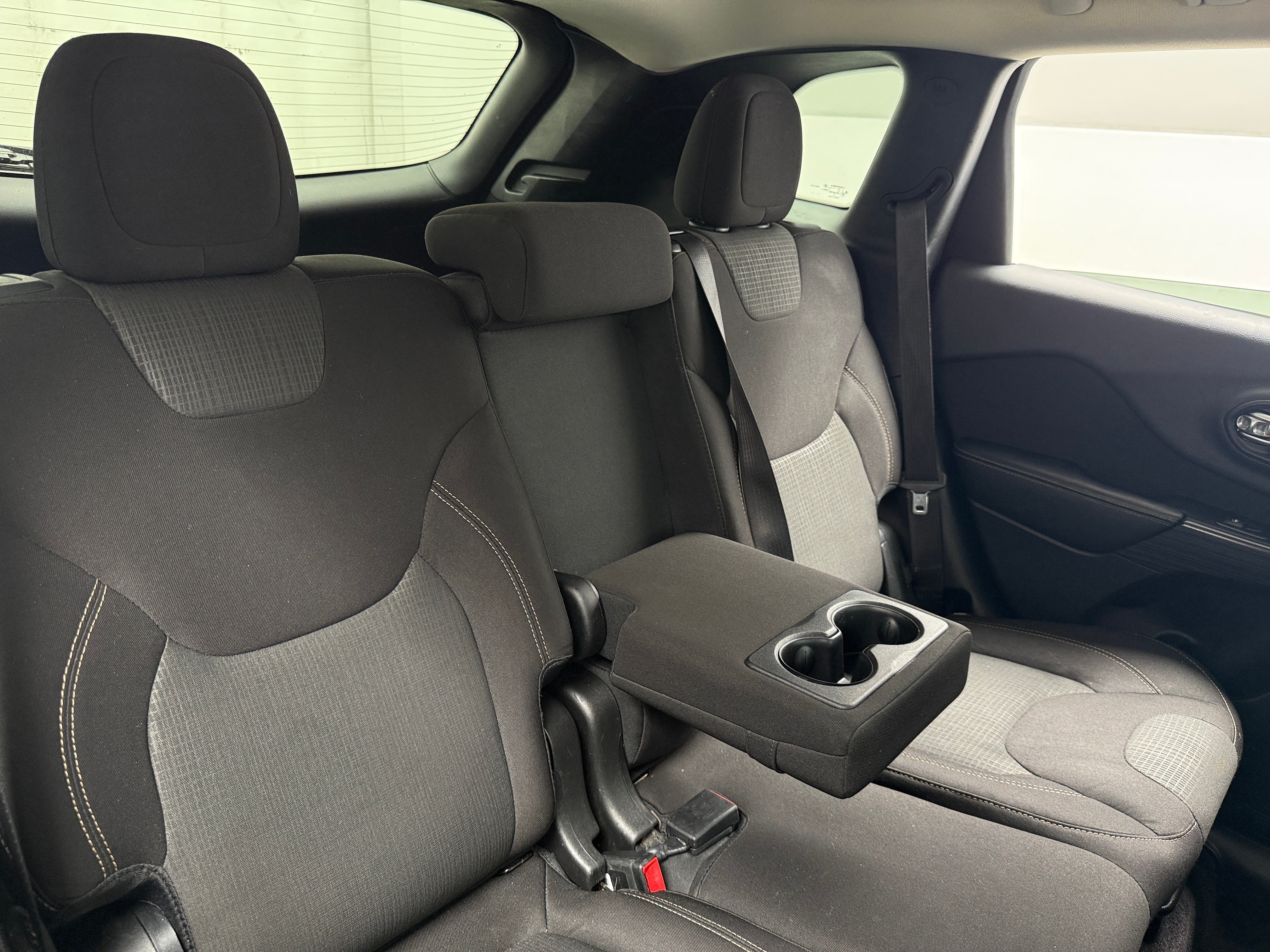 Used 2017 Jeep Cherokee Latitude with VIN 1C4PJLCB7HW514463 for sale in South Chesterfield, VA