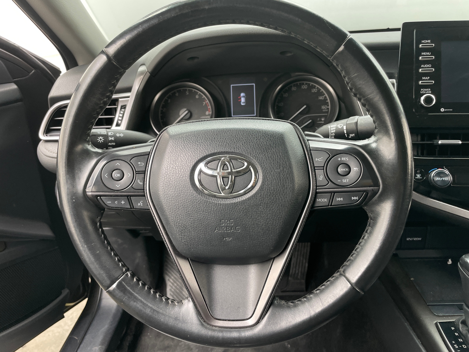 Thumbnail: 2022 Toyota Camry - 5