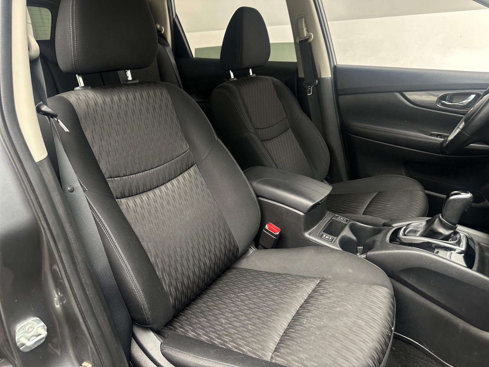 Thumbnail: 2018 Nissan Rogue - 2