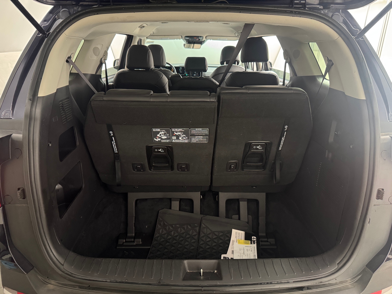 Thumbnail: 2026 Kia Carnival - 6