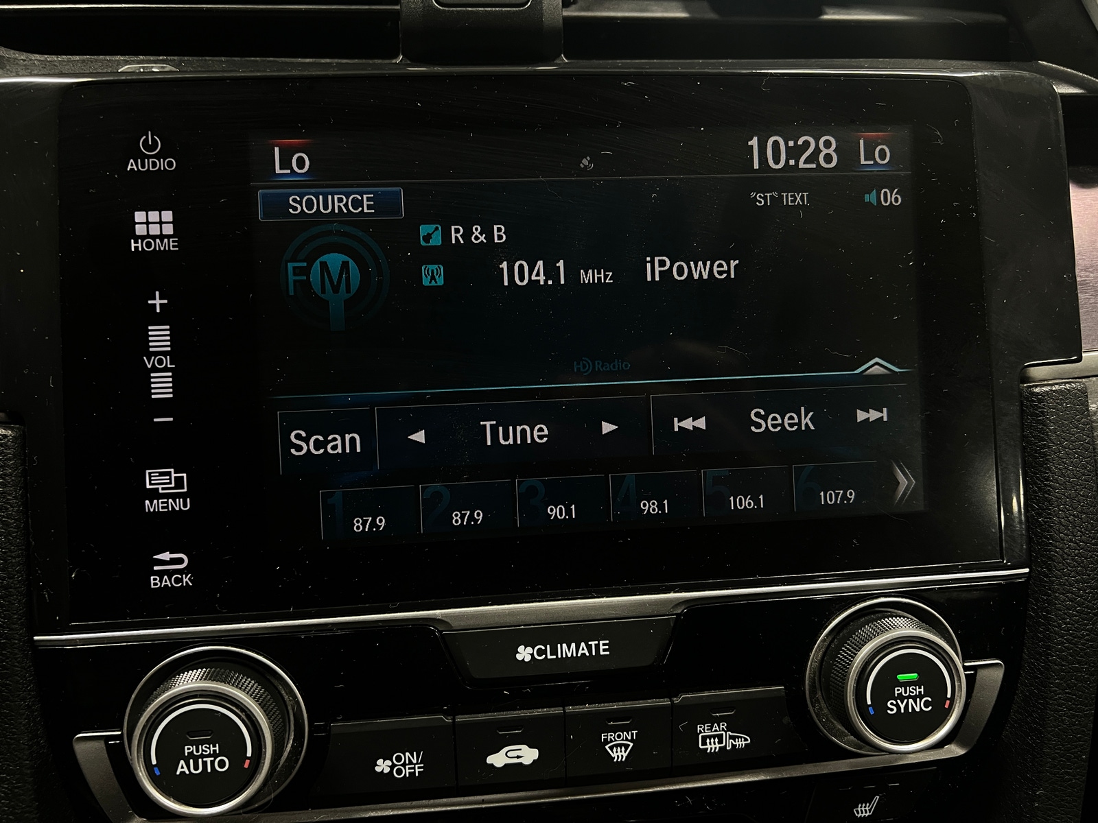 Thumbnail: 2016 Honda Civic - 4