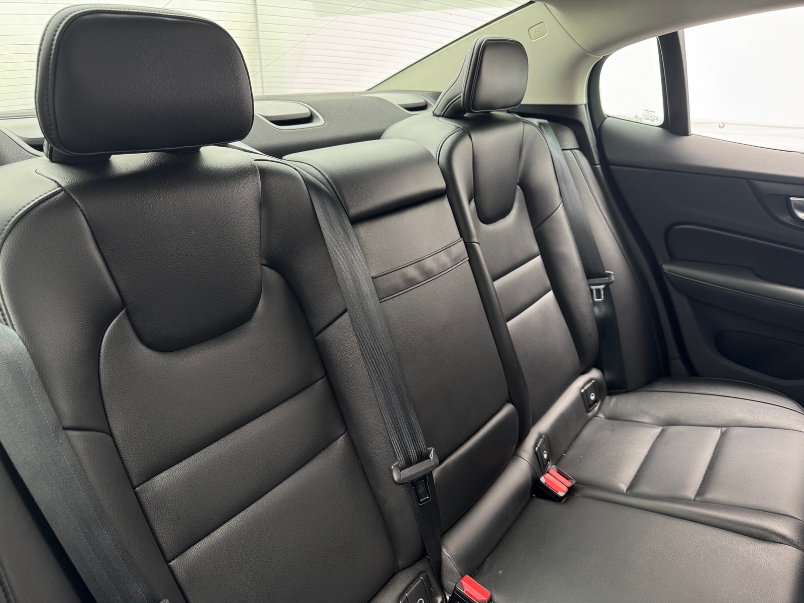 Thumbnail: 2024 Volvo S60 - 6