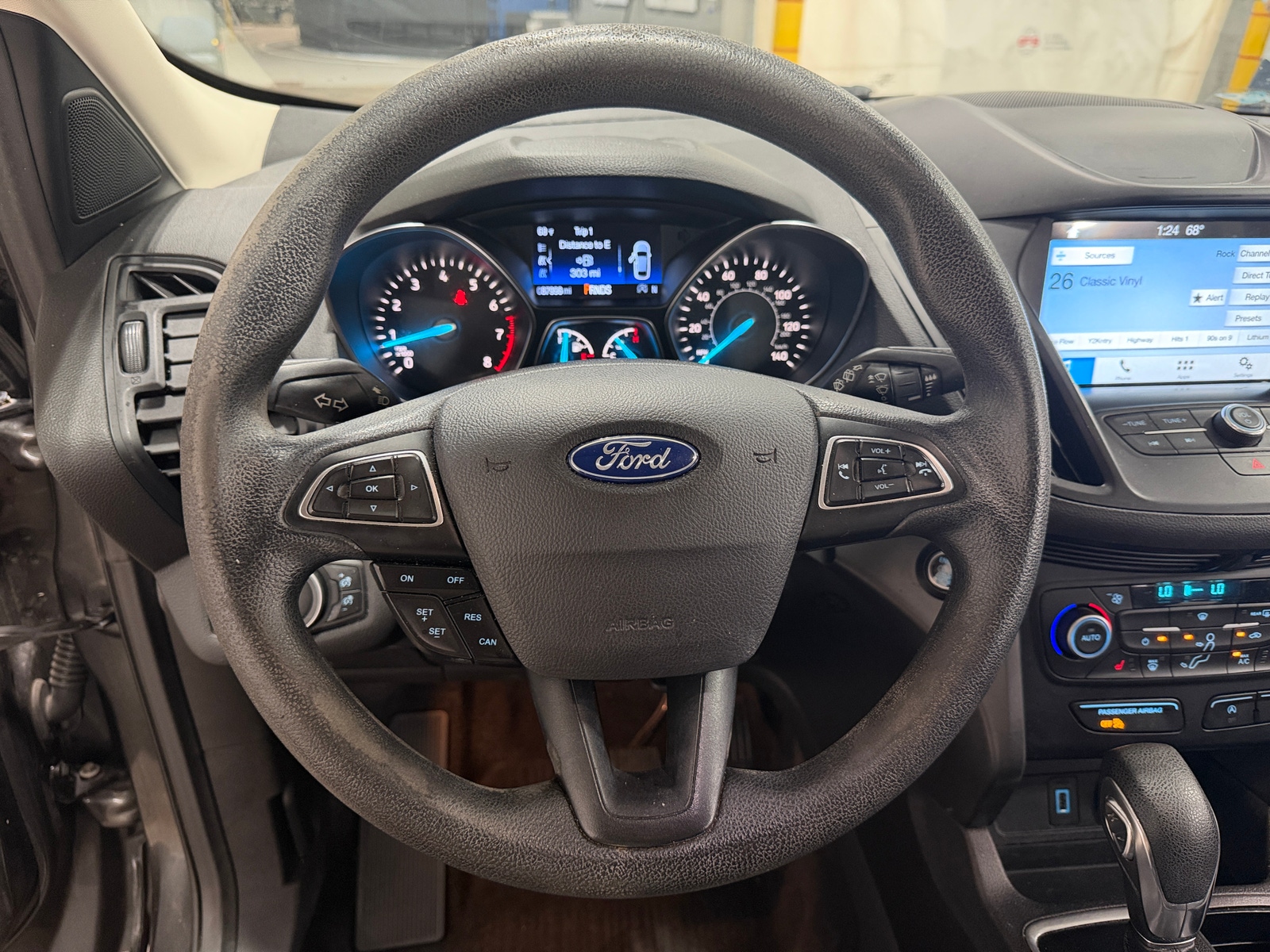 Thumbnail: 2019 Ford Escape - 5