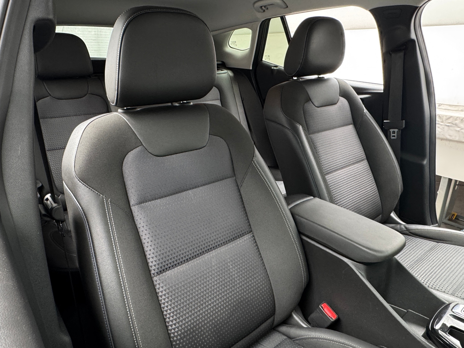 Thumbnail: 2025 Chevrolet Trax - 2