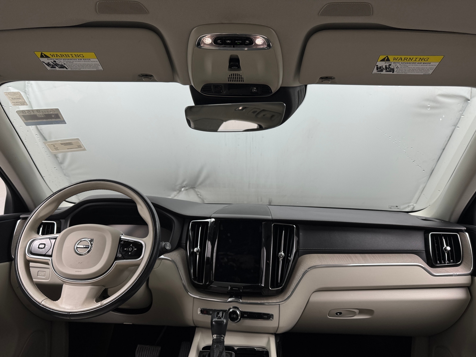 Thumbnail: 2018 Volvo XC60 - 2