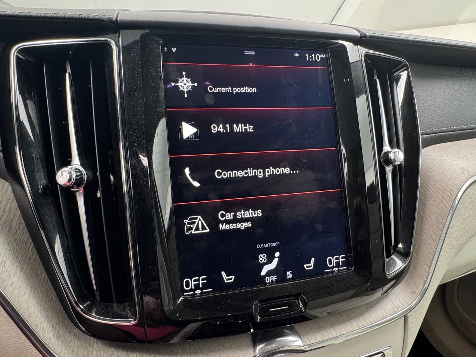Thumbnail: 2018 Volvo XC60 - 3