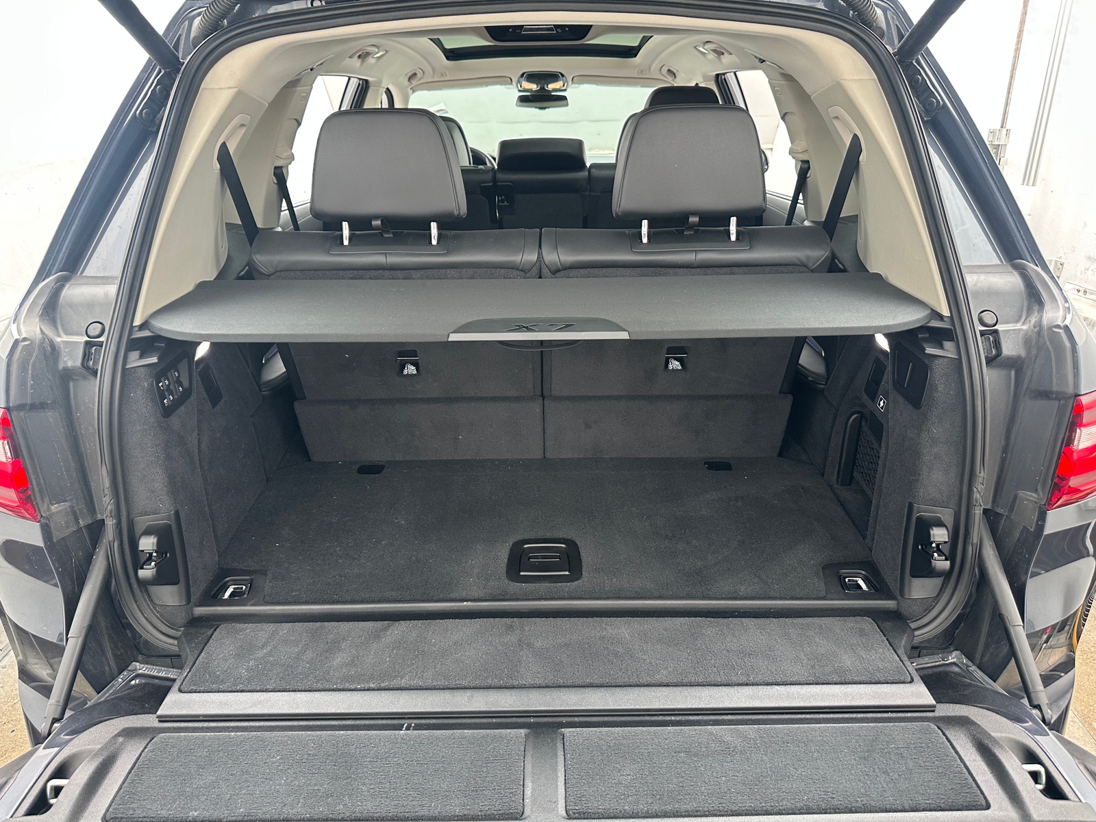 Thumbnail: 2020 BMW X7 - 6