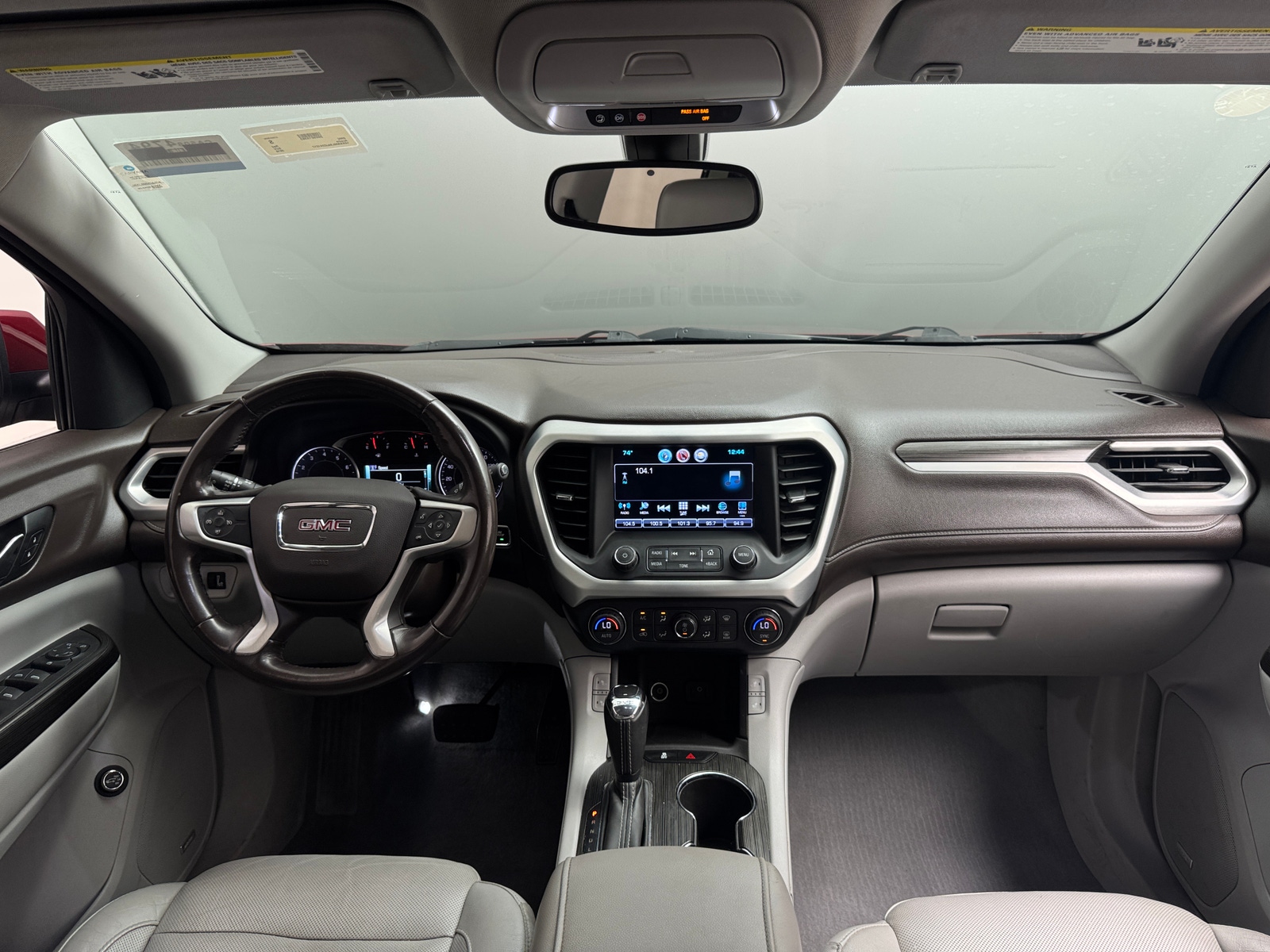 Thumbnail: 2018 GMC Acadia - 2