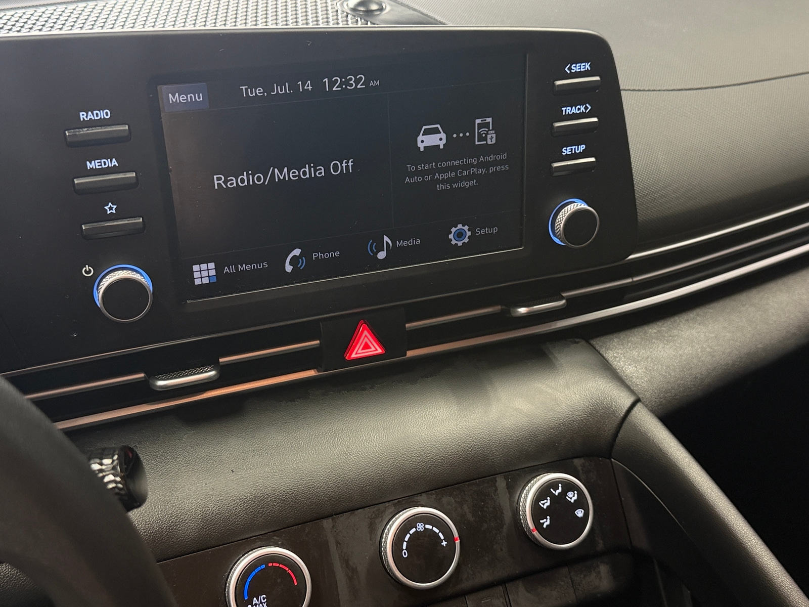 Thumbnail: 2026 Hyundai Elantra - 4