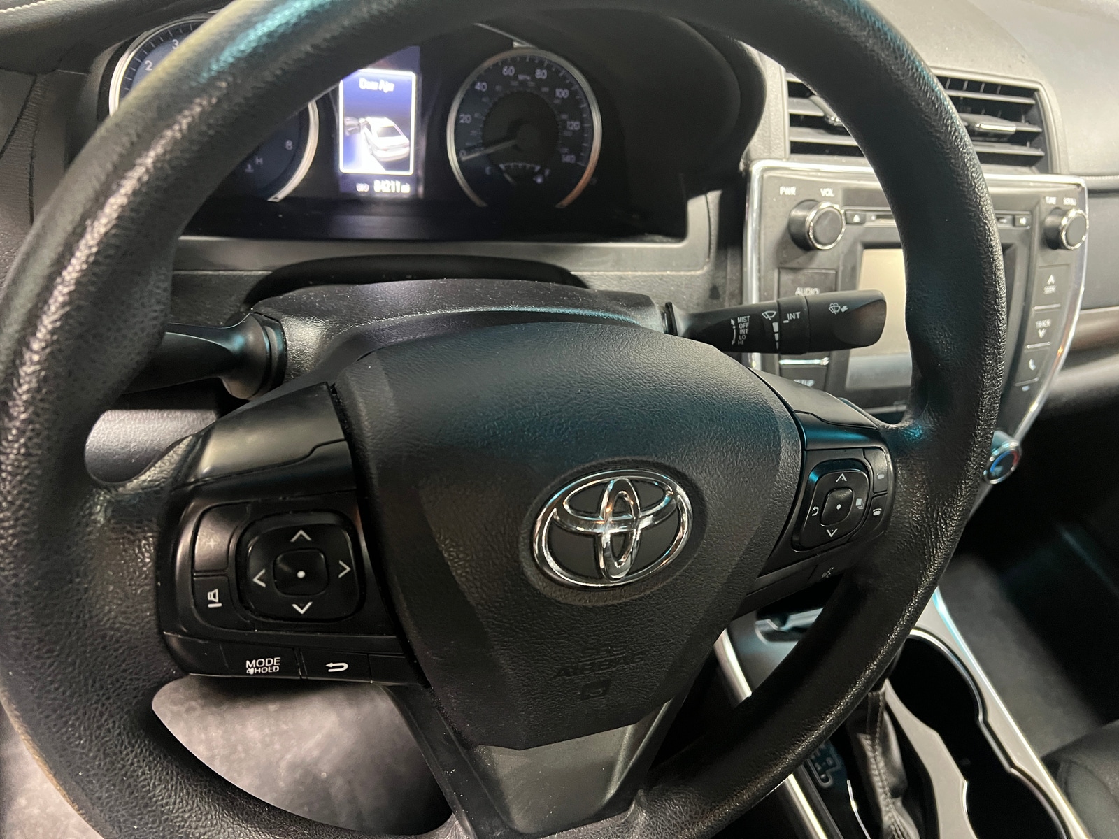 Thumbnail: 2017 Toyota Camry - 5