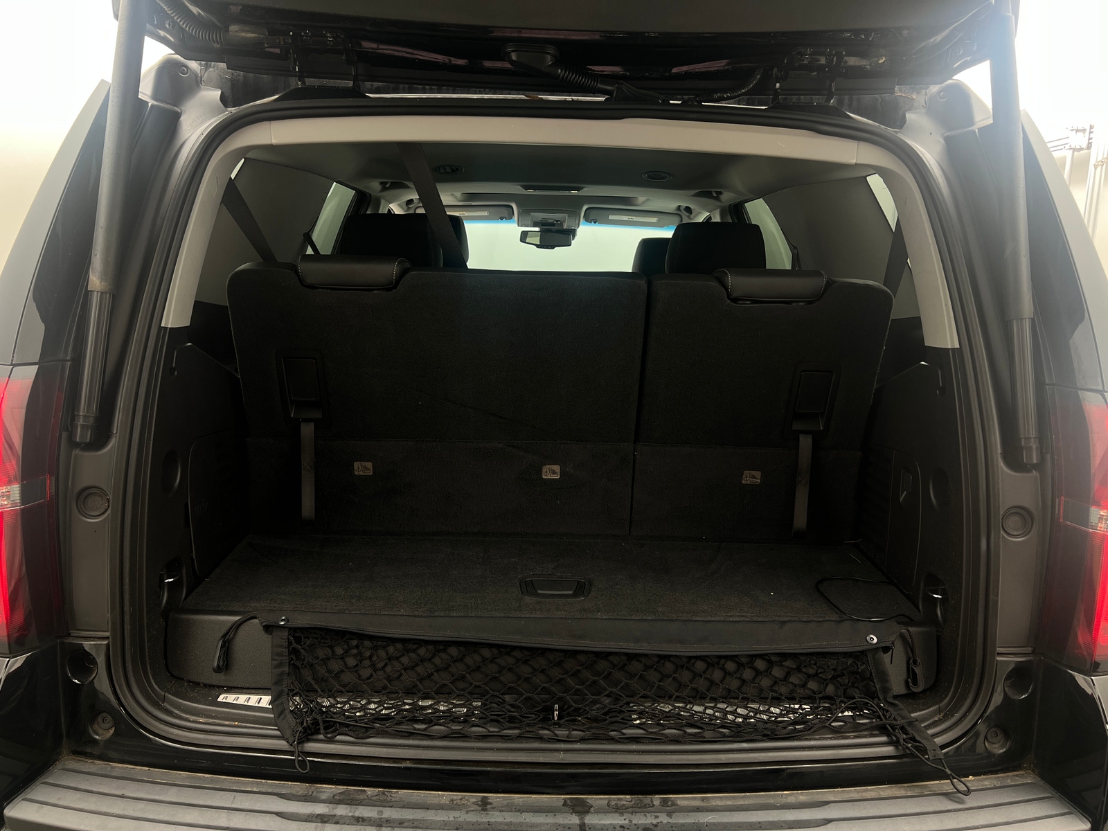 Thumbnail: 2019 Chevrolet Tahoe - 6