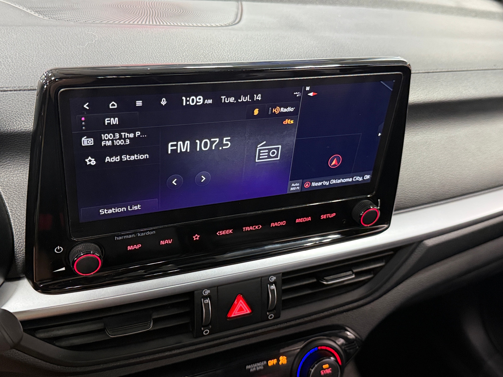 Thumbnail: 2023 Kia Forte - 3